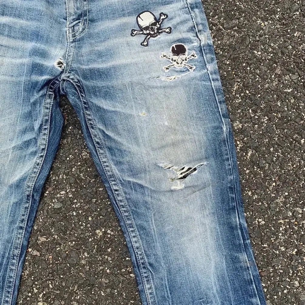 Tornado Mart SUN FADED SKULLS DISTRESSED DENIM TROUSERS BE AMBITION JEANS Size US 32 / EU 48 - 7 Thumbnail