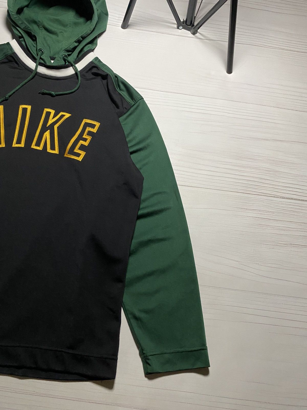 Nike Vintage 90’s Nike Big Logo Swoosh USA oversize hoodie Size US S / EU 44-46 / 1 - 8 Thumbnail