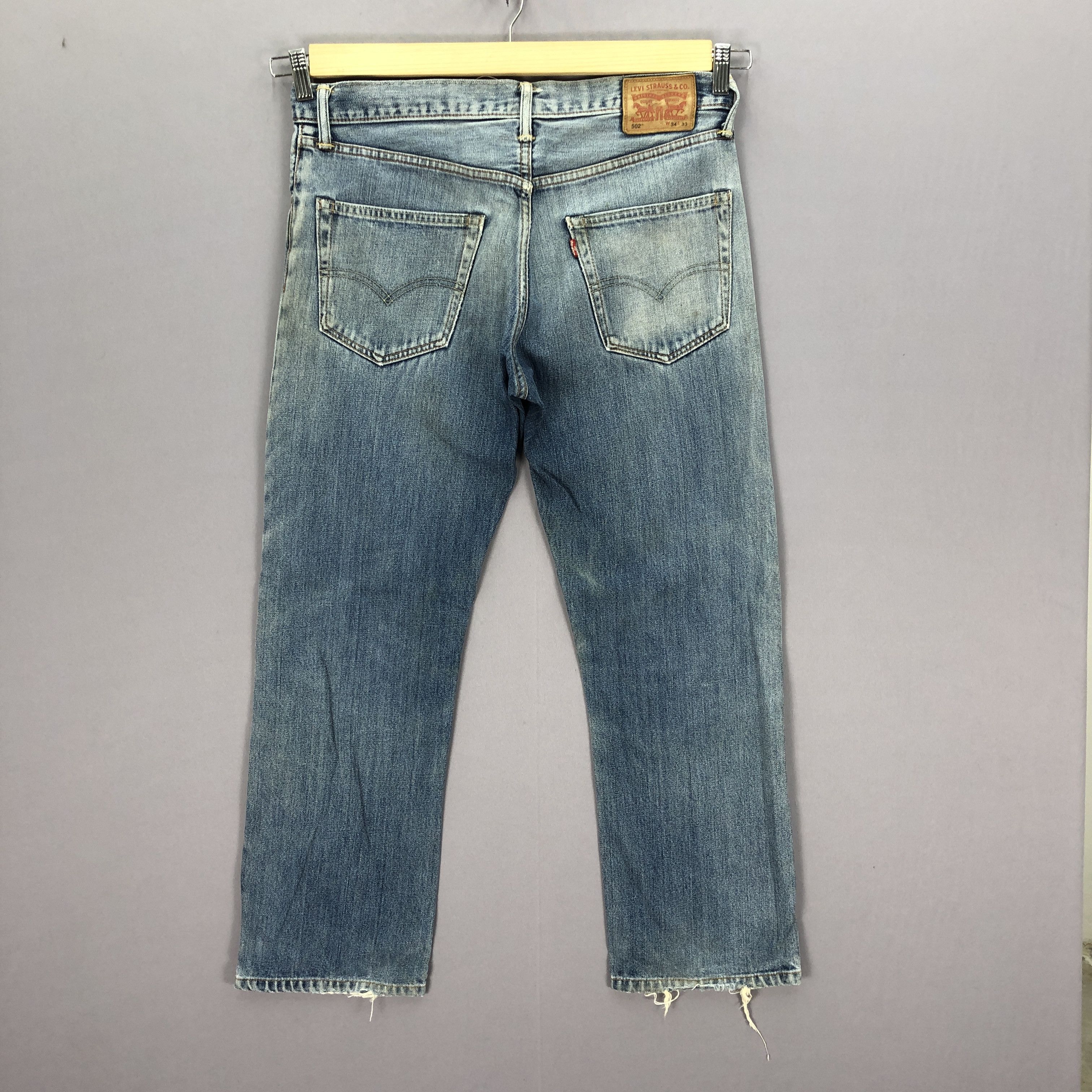 Levi's Vintage Levis 502 Faded Ripped Jeans Levi's Light Wash Denim Size US 34 / EU 50 - 2 Thumbnail