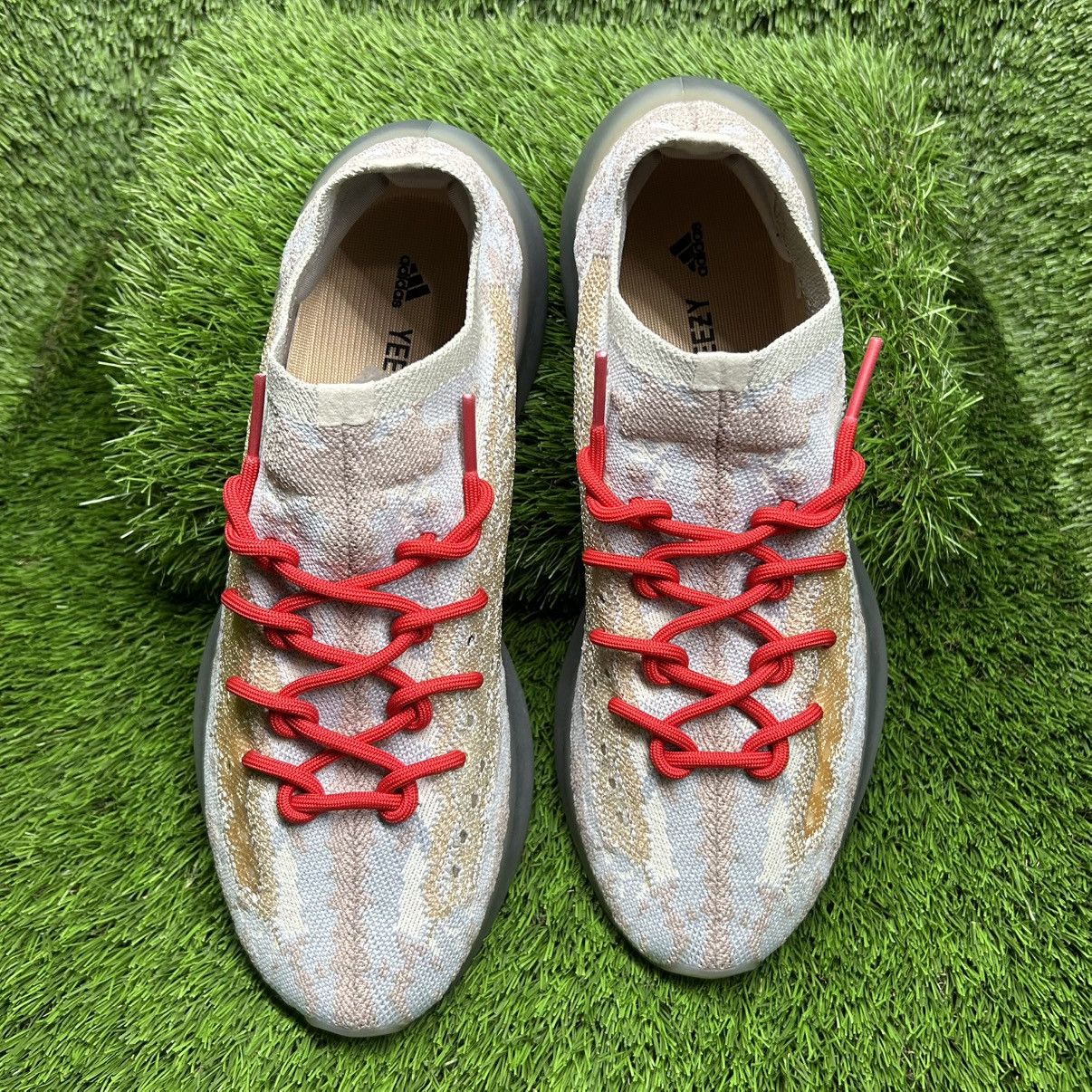 Yeezy Yeezy 380 “Pepper” Size US 12 / EU 45 - 3 Thumbnail