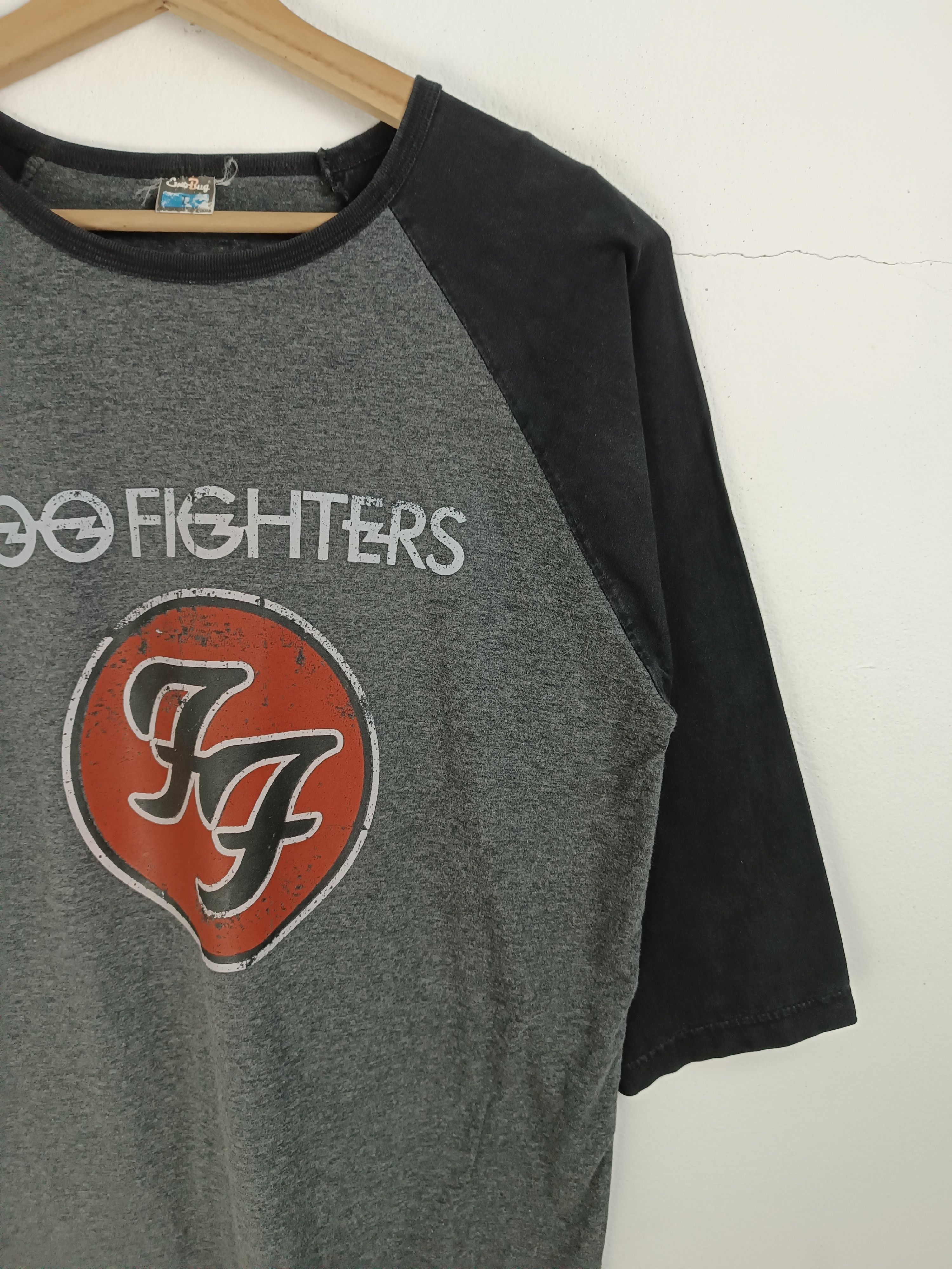 Japanese Brand VINTAGE FOO FIGHTERS LOGO TEE nirvana grunge alice Size US M / EU 48-50 / 2 - 6 Thumbnail