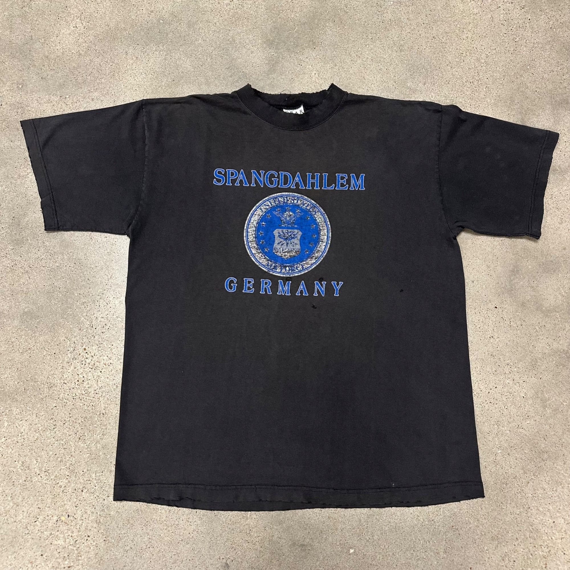 Vintage Vintage Spangdahlem Germany US Air Force Military Shirt Size US XL / EU 56 / 4 - 1 Thumbnail