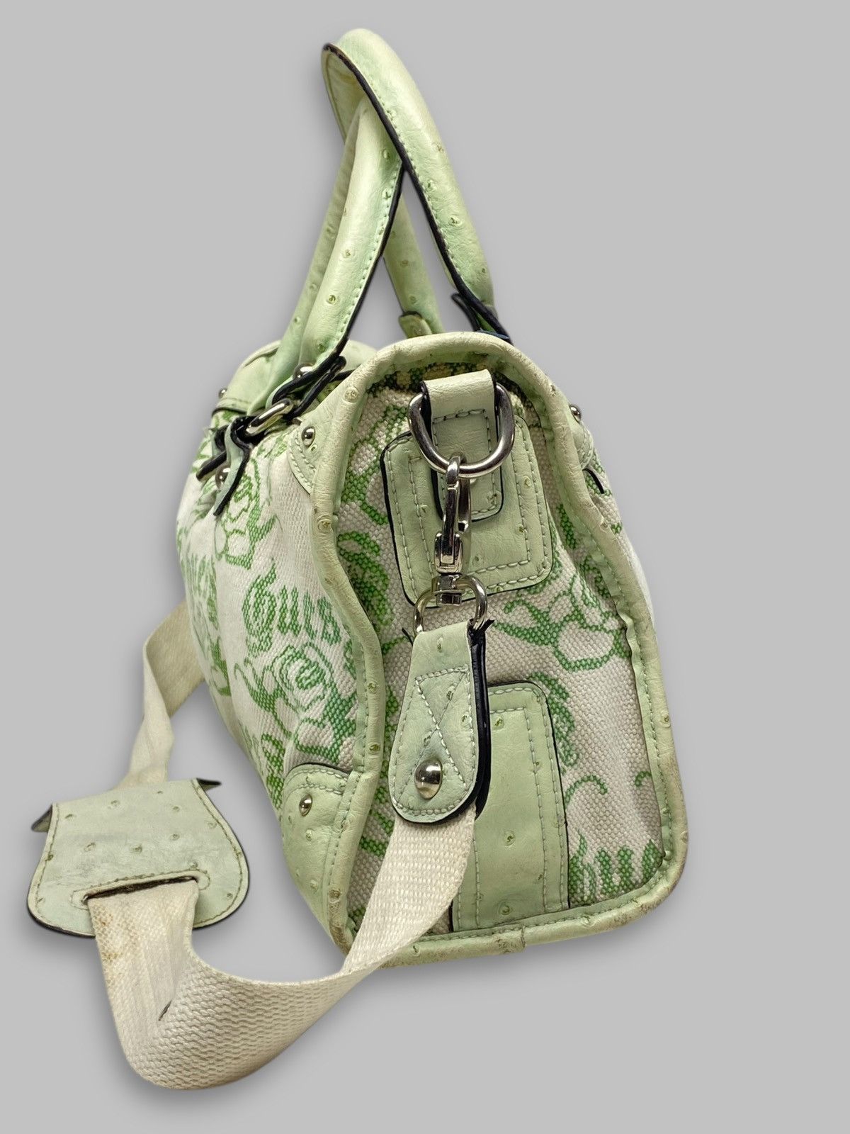 Guess 🔥 GUESS ROSE LOGO BAG Y2K GLAM GRUNGE PARIS HILTON ERA VIBES Size ONE SIZE - 8 Thumbnail