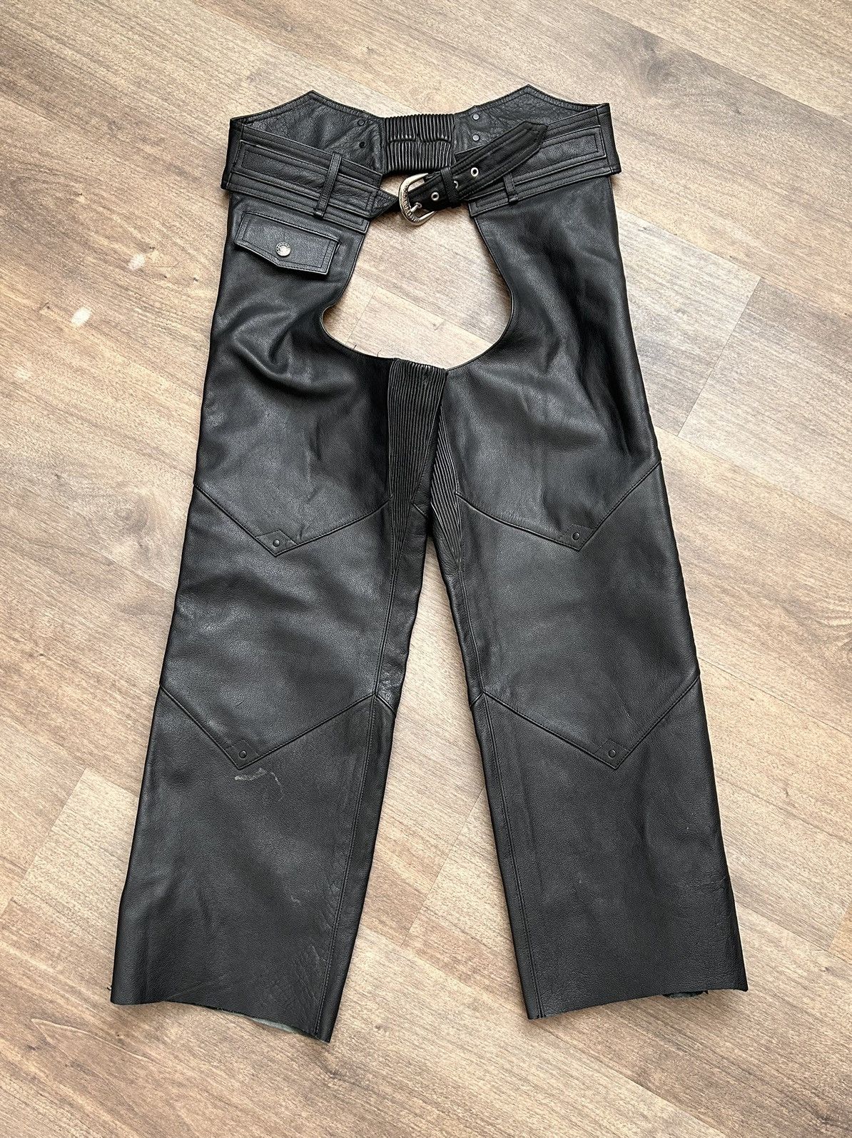 image of Harley Davidson x Vintage 90's Harley Leather Assless Chaps Over Pants Style Vintage in Black (Size