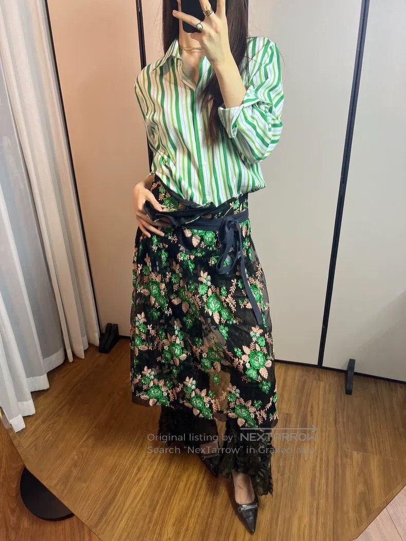 Comme des Garcons Comme Des Garcons size M Luxurious Embroidered Skirt Size 23" - 8 Thumbnail