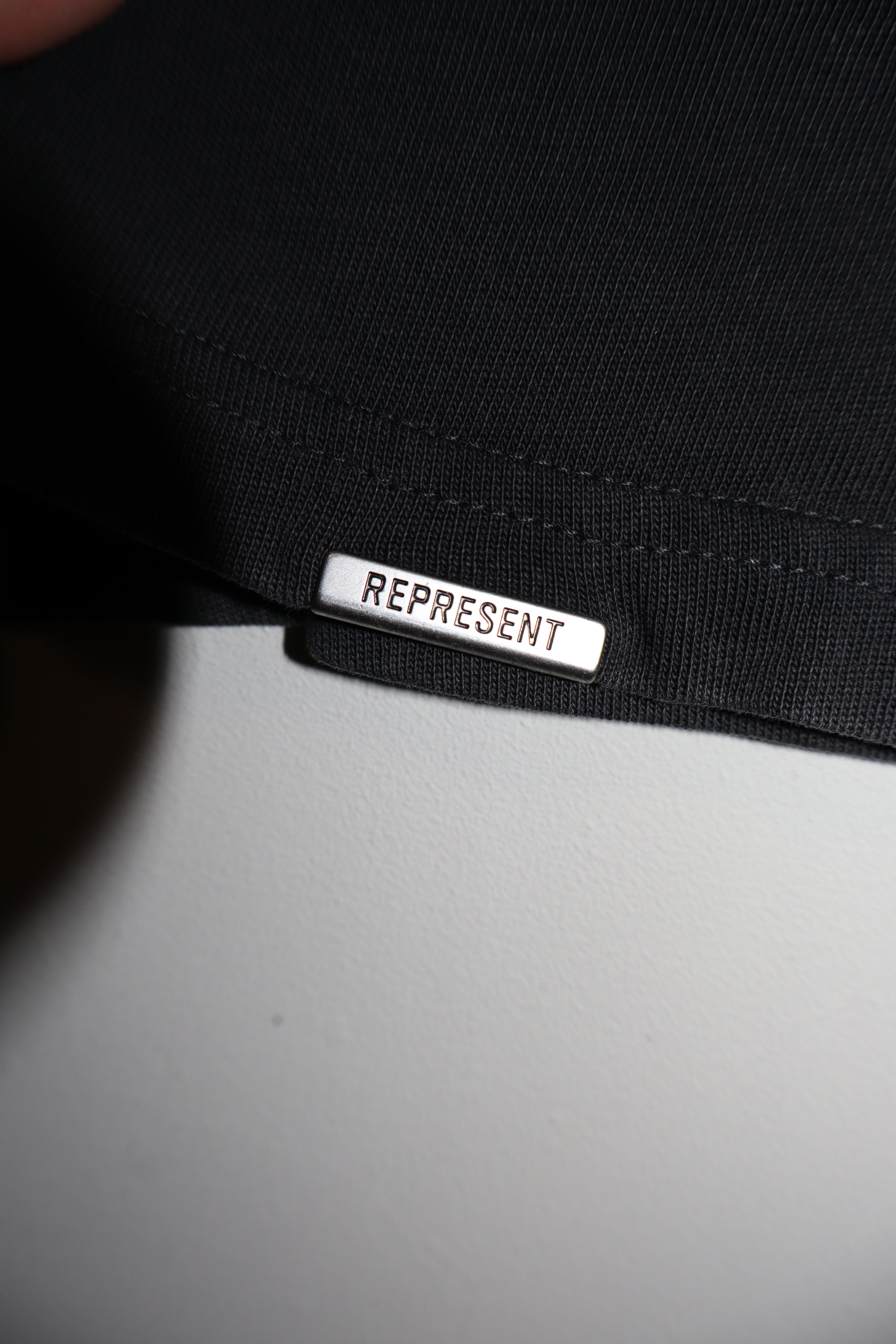 Represent Clo. Love Hunter t-shirt Size US M / EU 48-50 / 2 - 9 Thumbnail