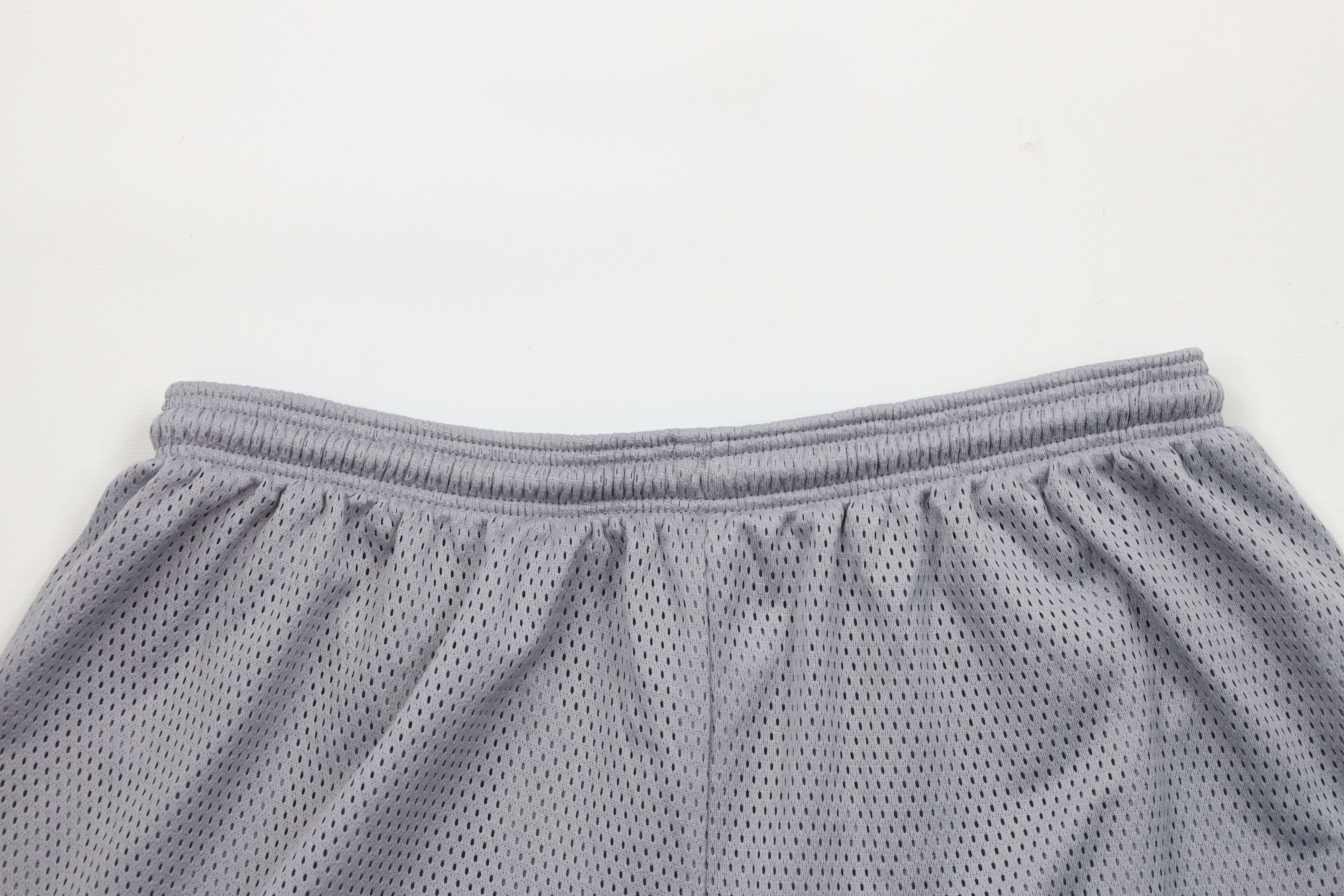 Vintage Vintage 90s University of Michigan Above Knee Shorts Gray Size US 34 / EU 50 - 10 Thumbnail