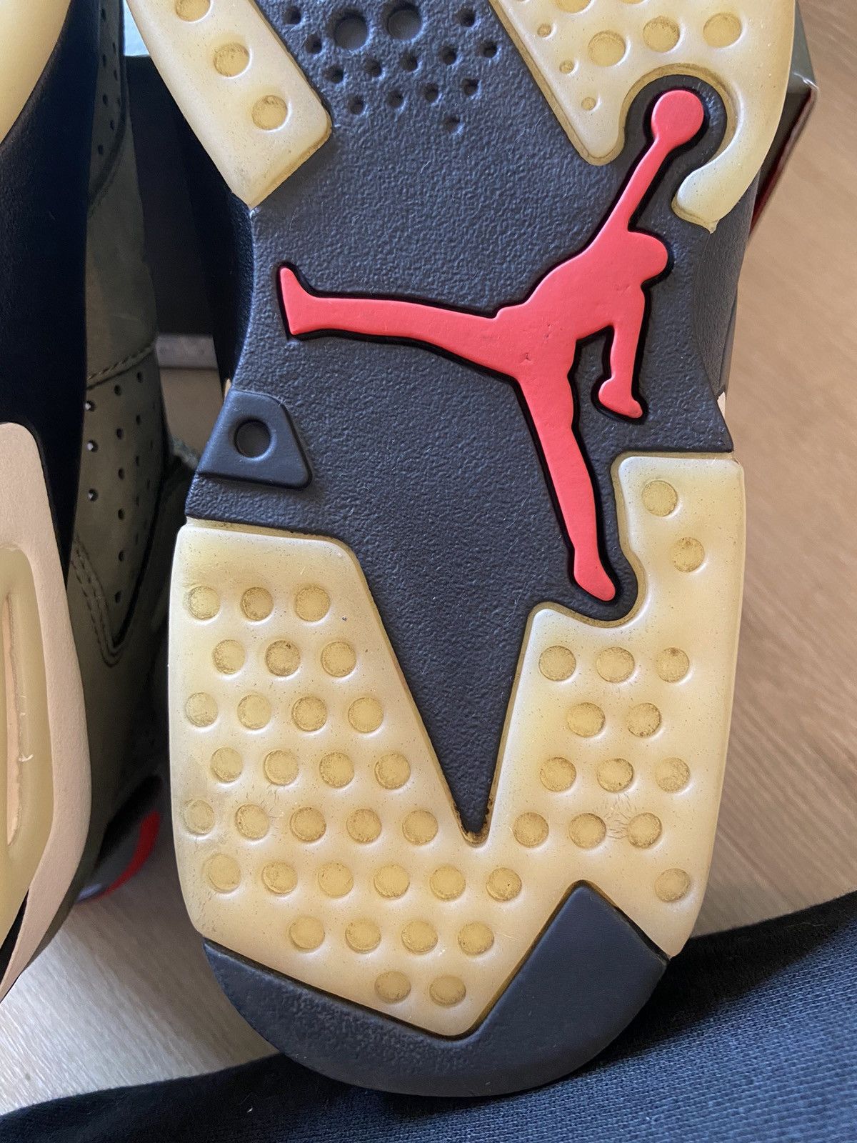 Jordan Brand × Travis Scott Jordan 6 retro Travis Scott Size US 8 / EU 41 - 5 Thumbnail