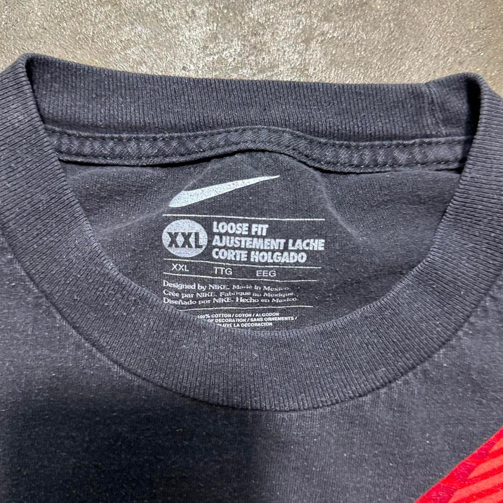 Nike Vintage Y2K Nike Large Spell Out Faded Black Red Tee Shirt Size US XXL / EU 58 / 5 - 3 Thumbnail