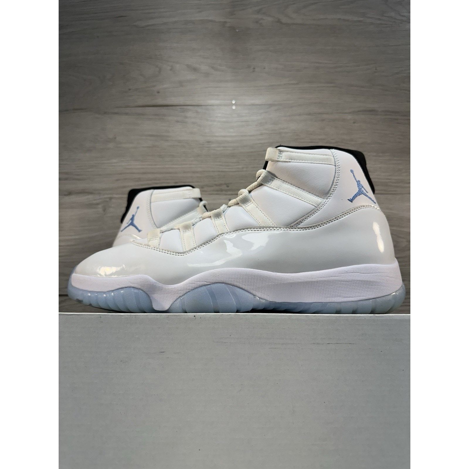 Jordan Brand Air Jordan 11 Retro Legend Blue/Columbia 2024 - Size 12 Size US 12 / EU 45 - 1 Thumbnail