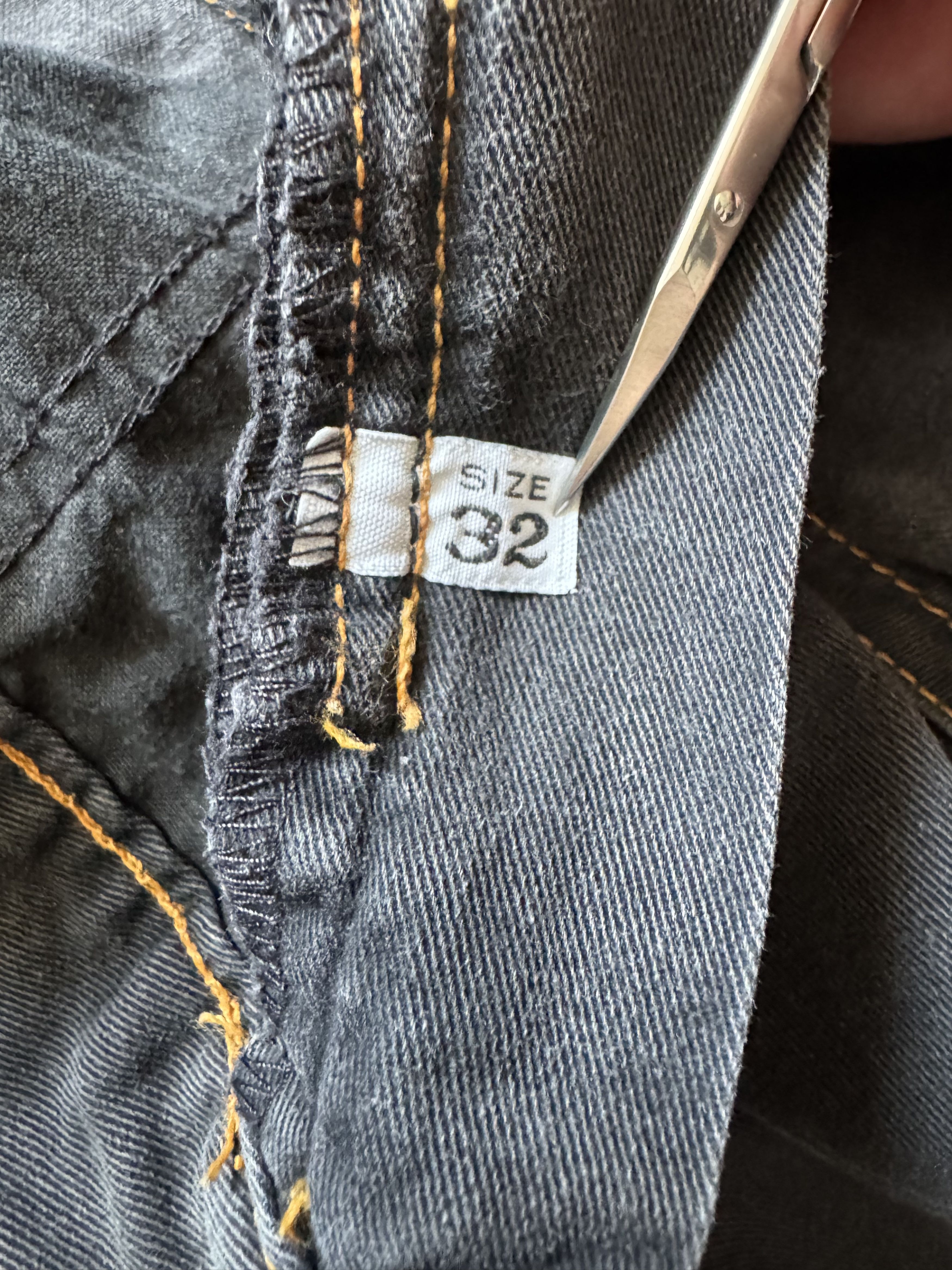 Moschino Vintage 90s MOSCHINO Jeans Denim Pants Size 32 Size 32" / US 10 / IT 46 - 9 Thumbnail