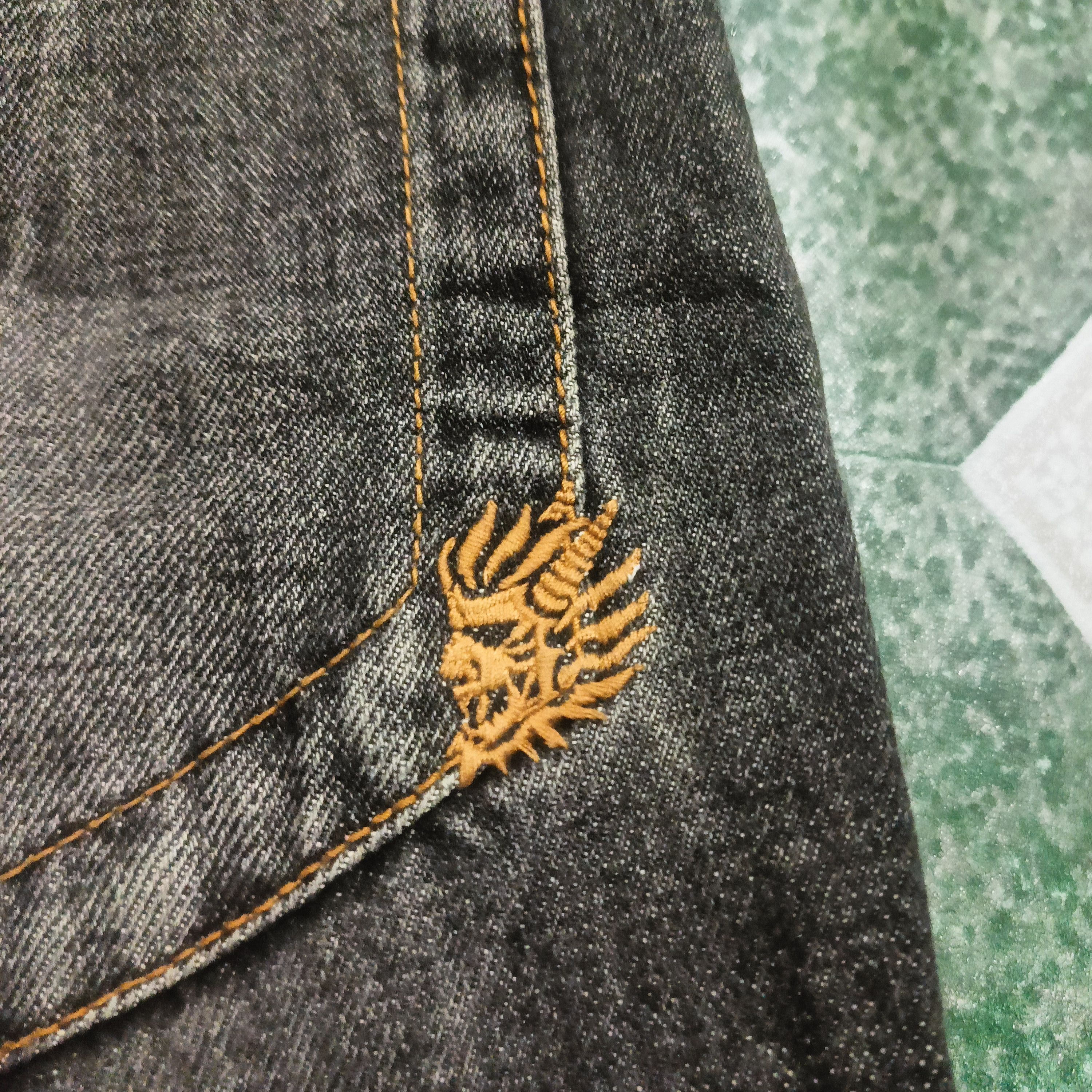 Who Decides War Japanese Black Jeans Oniarai Flared Jeans Distressed Size US 31 - 16 Thumbnail