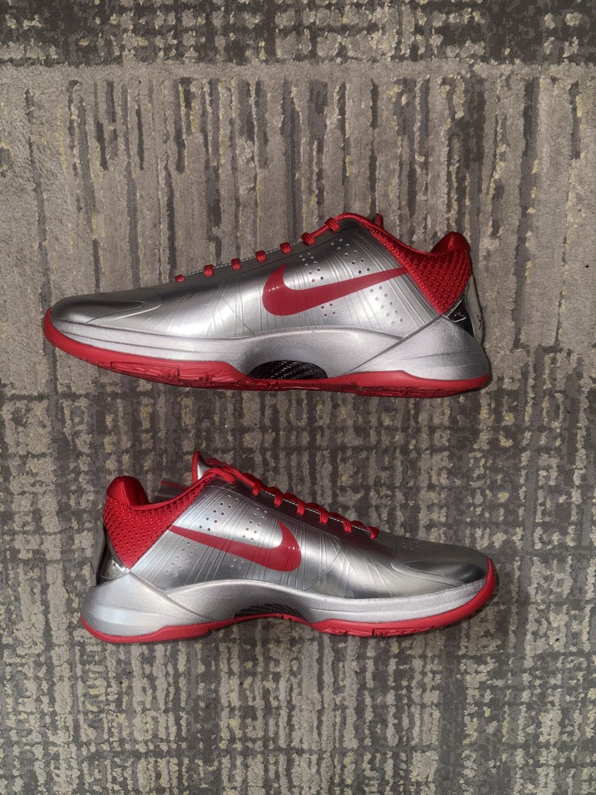 Nike Nike Kobe 5 Protro “Caitlin Clark Rookie of the Year” Sz 11 Size US 11 / EU 44 - 2 Thumbnail