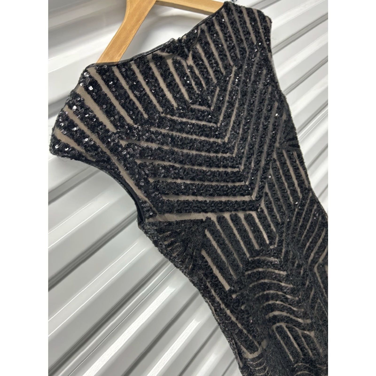 Ralph Lauren Ralph Lauren Women’s Evening Navy Blue Sequin Maxi Gown Dress Sleeveless Boat Neck Zip Size 12P Formal Party Wedding Size XL / US 12-14 / IT 48-50 - 7 Thumbnail