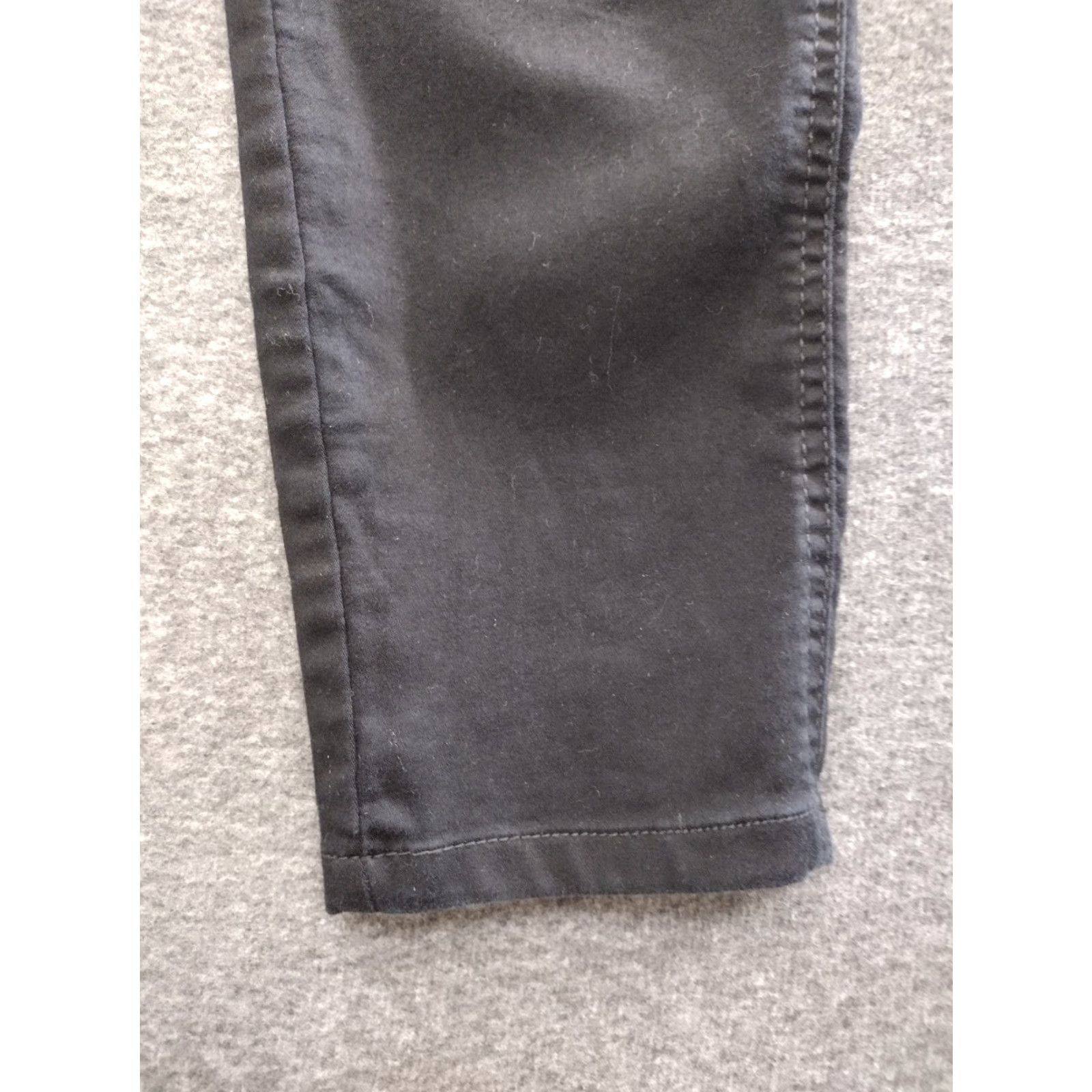 Vintage Unbranded Legging Jeans Black Size 16 Jegging Denim Slim Stretch 5-Pocket Closure Zip Womens Regular Adult 28in Inseam Folded Description: Vintage No Size 38" / US 16 / IT 52 - 7 Thumbnail