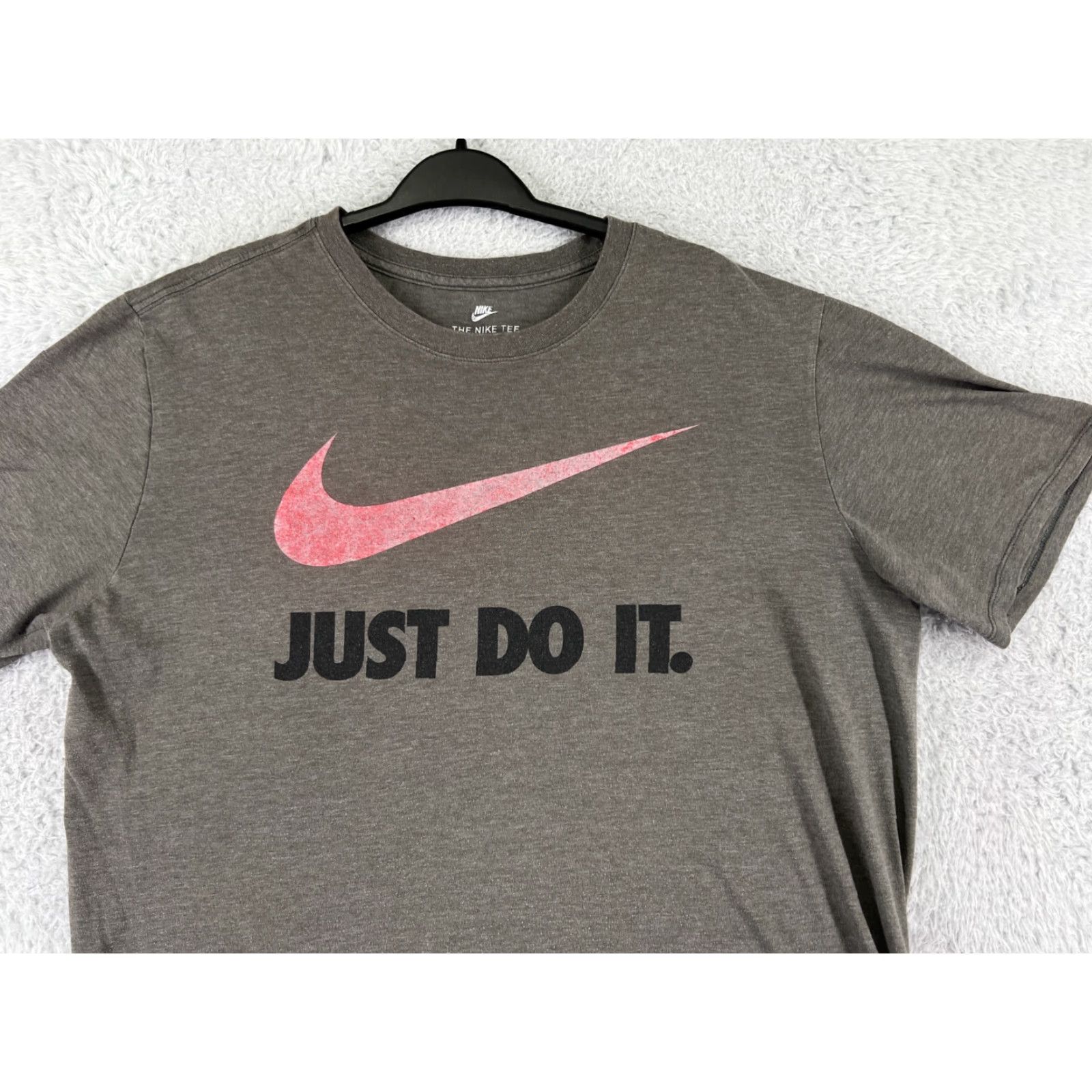 Nike Nike Shirt Mens XL Gray Swoosh Just Do It Vintage Look Crew Logo Basic T‑Shirt Sports Activewear Casual Mens Size US XL / EU 56 / 4 - 5 Thumbnail