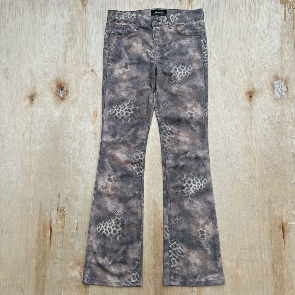 Tornado Mart MERVELLE DENIM CAMO LEOPARD WASHED FLARE / if six was nine Size 30" / US 8 / IT 44 - 1 Thumbnail