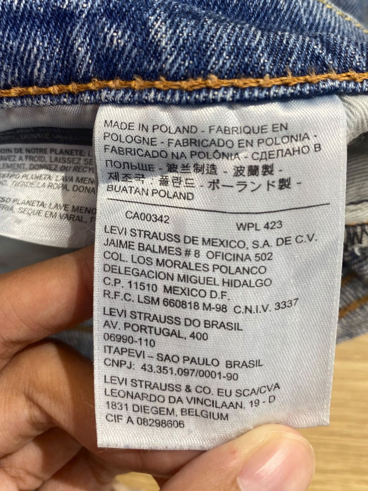 Levi's Levi’s Whiskers Faded Wash Style Straight Cut Jeans Size US 30 / EU 46 - 11 Thumbnail