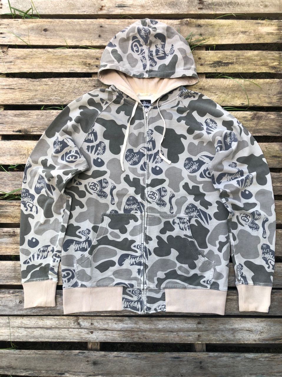 Stussy Vintage Stussy Camo Full Print Zipper Hoodie Size US M / EU 48-50 / 2 - 1 Thumbnail