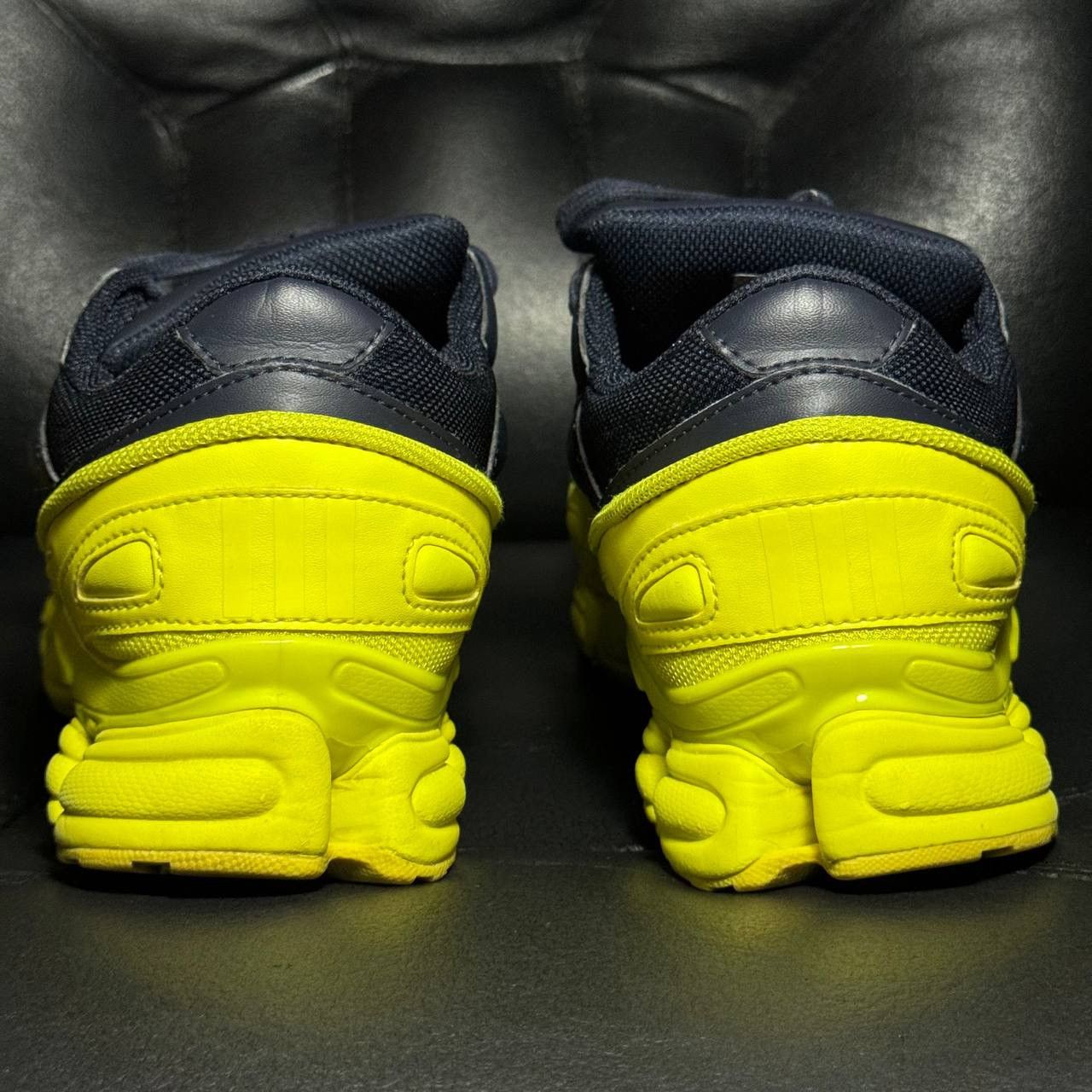 Adidas × Raf Simons 9us Adidas Raf Simons Ozweego Yellow FW18 Size US 9 / EU 42 - 2 Thumbnail