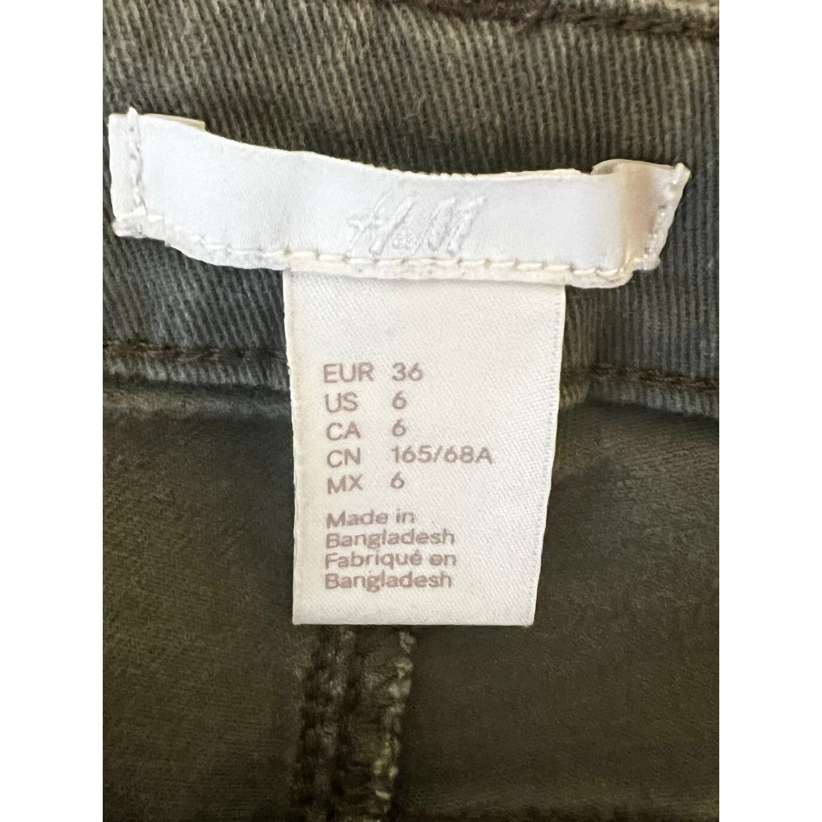 H&M H & M olive green rolled cuff shorts midise Size 6 Size 28" / US 6 / IT 42 - 3 Thumbnail