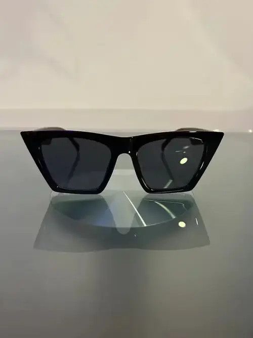 Other Y2K Cat-Eyed Sunglasses Size ONE SIZE - 1 Thumbnail