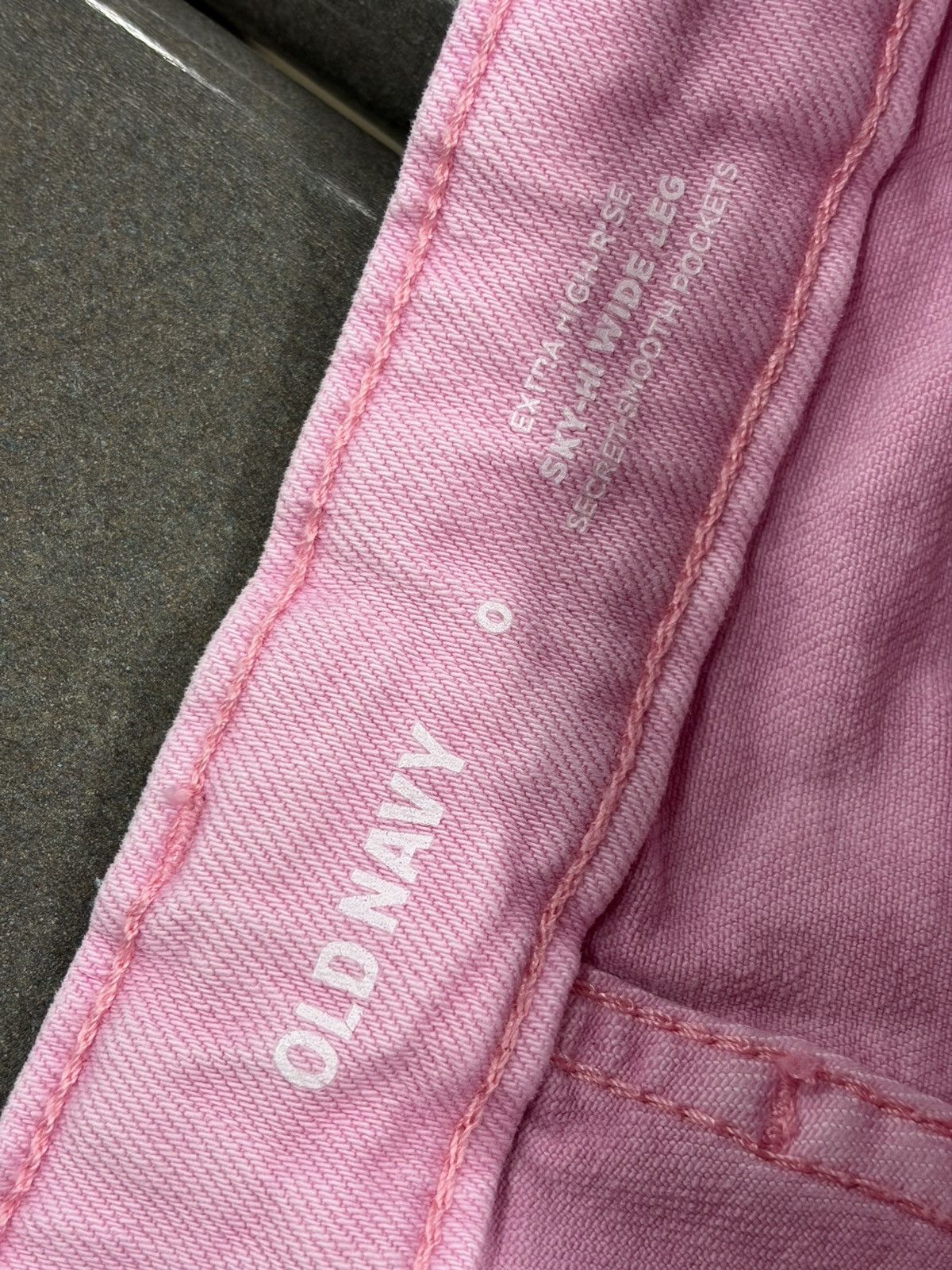 Old Navy Old Navy Jeans Sky-Hi Wide-Leg Extra High-Rise Denim Size 25" / US 0 / IT 36 - 7 Thumbnail