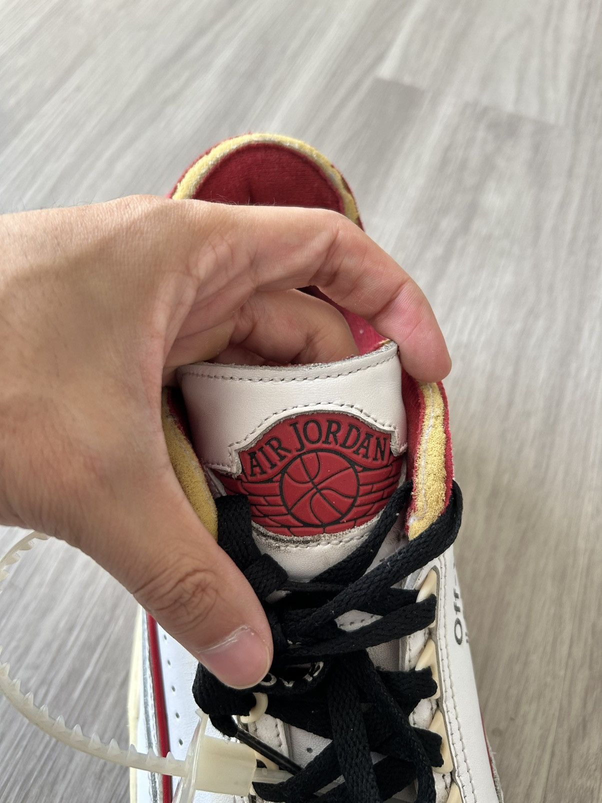 Jordan Brand × Off-White Off-White X Air Jordan Retro 2 Low White Varsity Red Size 11 Size US 11 / EU 44 - 20 Thumbnail
