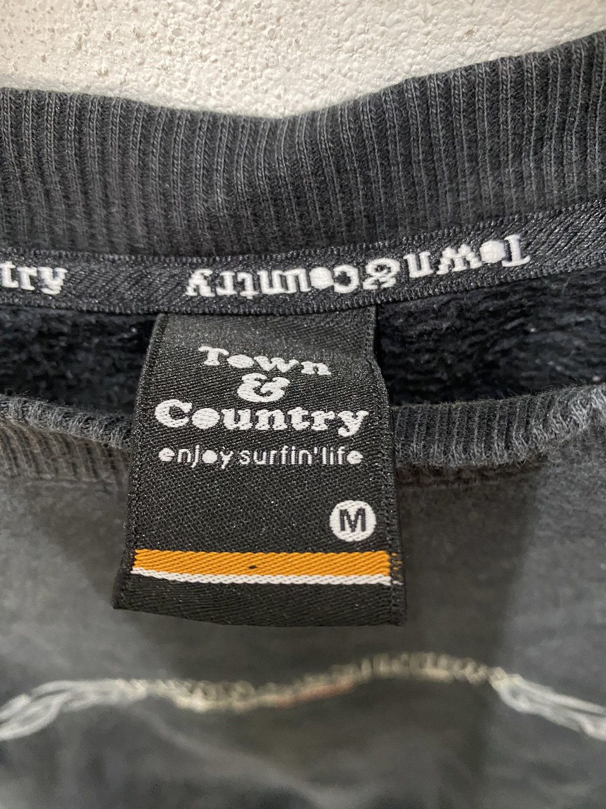 Vintage Vintage town & country Sweatshirt🏄‍♂️🐉 Size US M / EU 48-50 / 2 - 6 Thumbnail