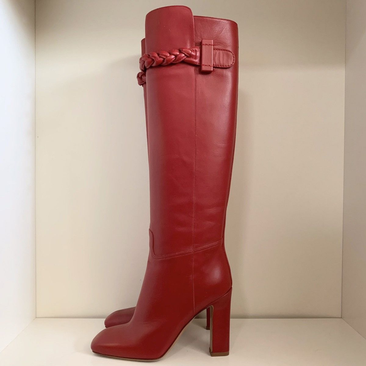 Red calfskin knee boots
