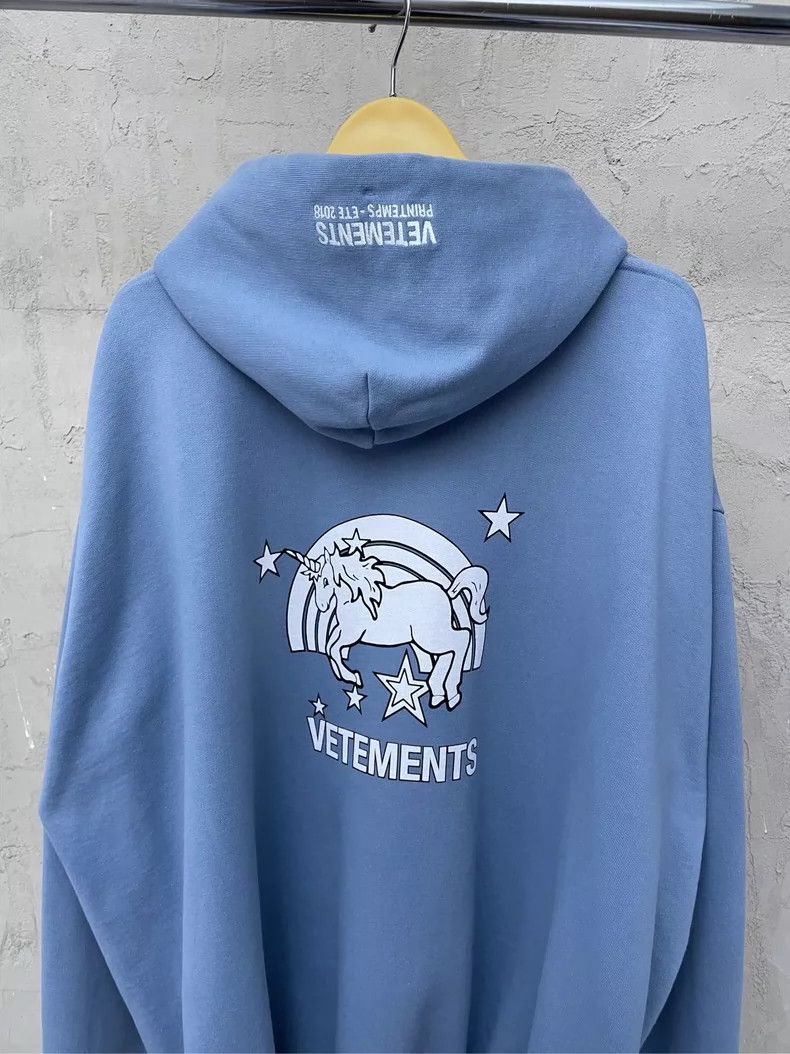 Vetements Vetements Misty Blue Unicorn Logo Hooded Sweatshirt Size US S / EU 44-46 / 1 - 4 Thumbnail