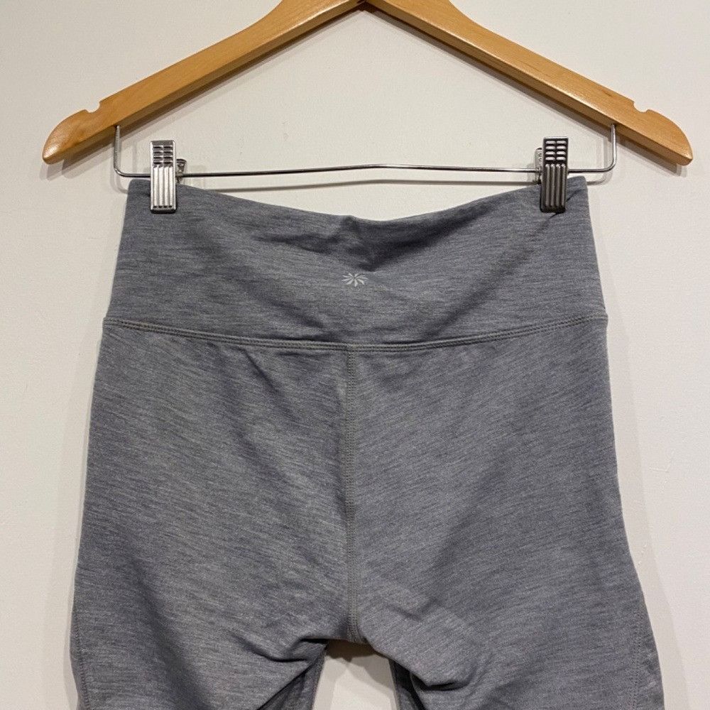 Athleta Athleta Light Grey Chaturunga Leggings Size Small Size 26" / US 2 / IT 38 - 5 Thumbnail