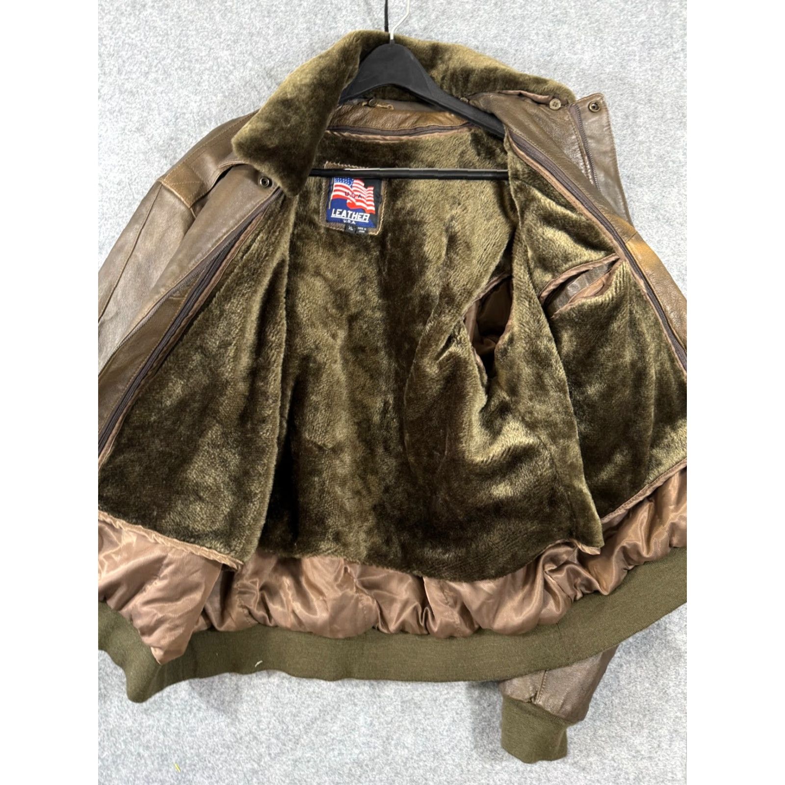 Vintage Aviator Bomber Jacket Mens XL Brown Green Genuine Leather Removable Liner Zipper Jacket Size US XL / EU 56 / 4 - 5 Thumbnail