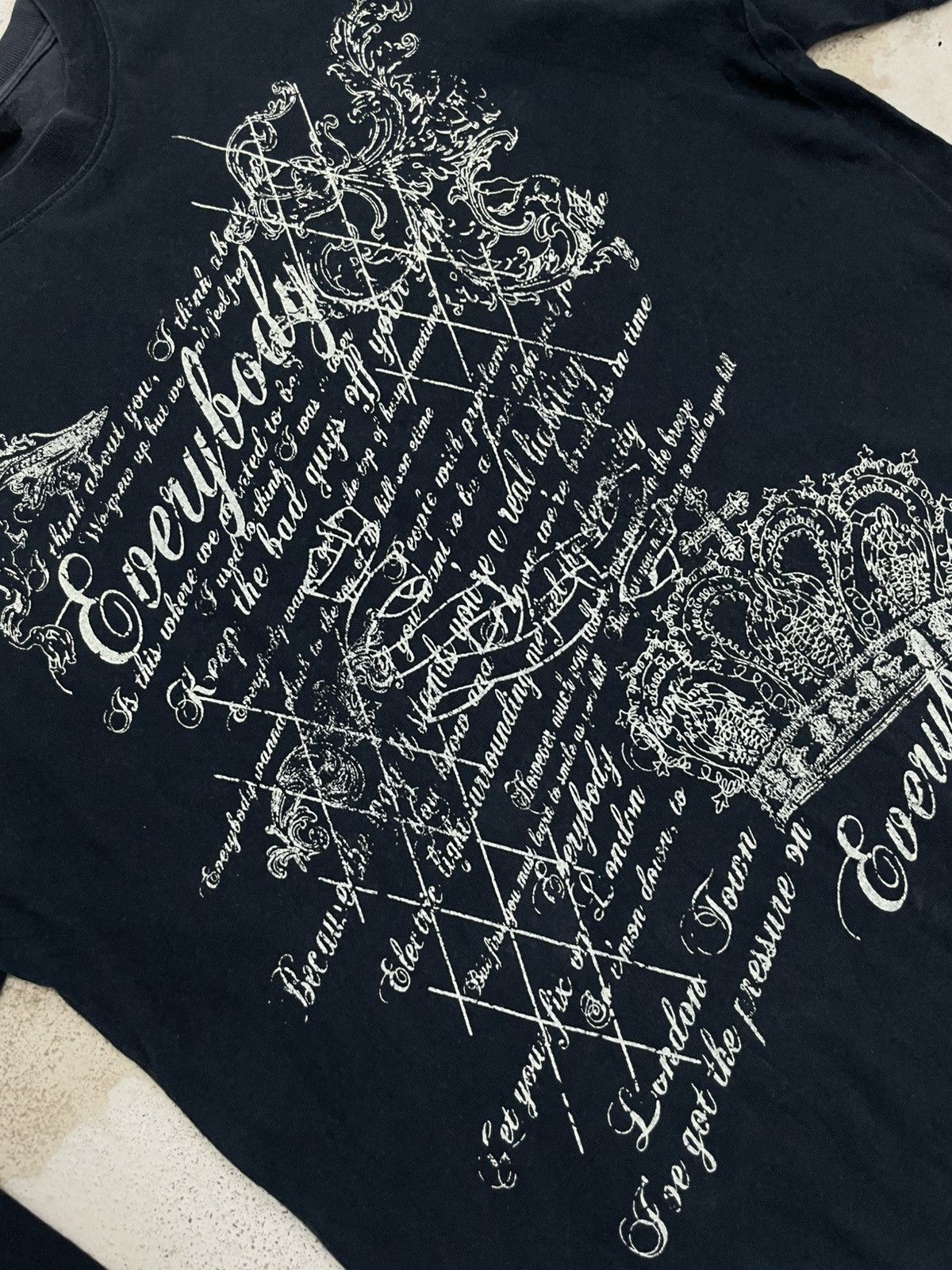 Ori Graphics by US Naval Y2K Wording Kingdom Crown