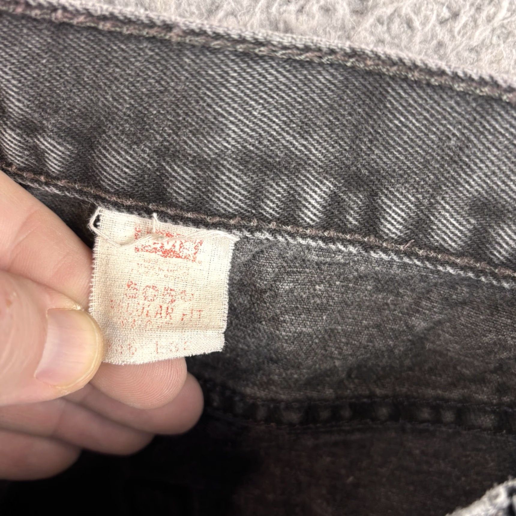 Levi's VINTAGE Levi's 505 Jeans Mens 36x32 Black Regular Fit Straight Denim USA 90s Mens Size US 36 / EU 52 - 3 Thumbnail