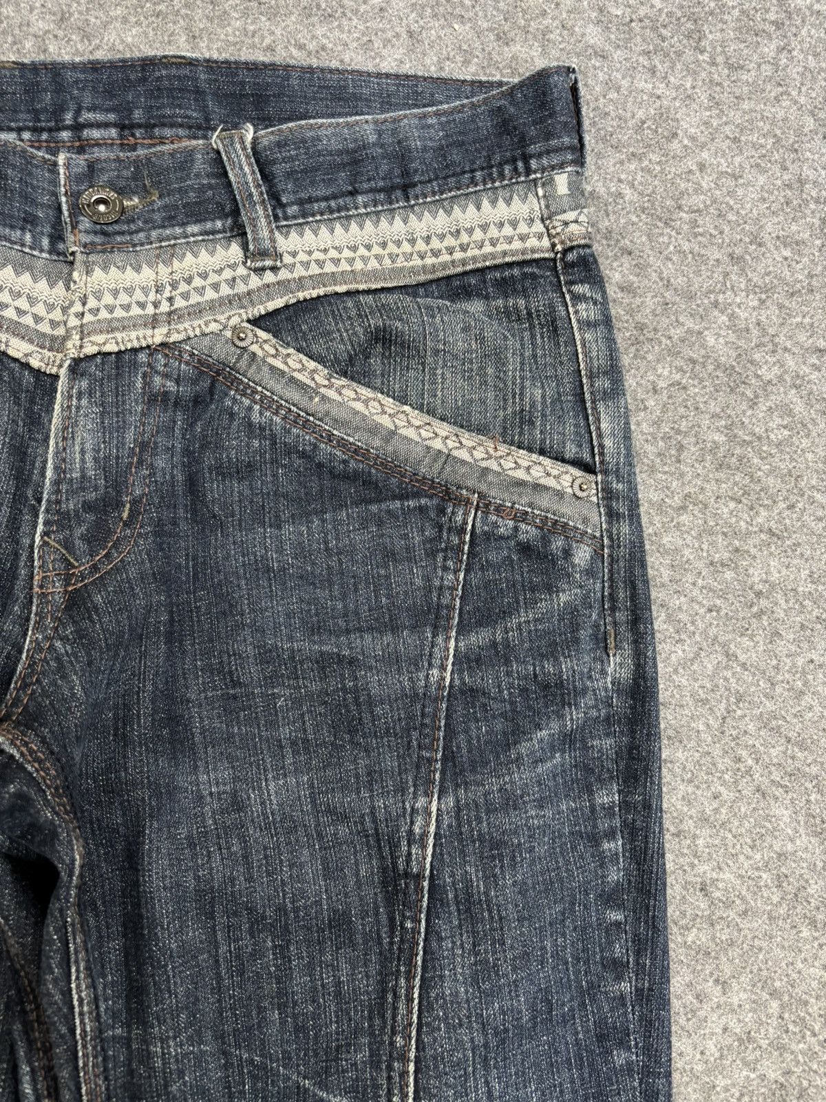 HIDEAWAYS 💥Avant Garde💥Hideaways Multiple Seam Flare Denim F621 Size US 31 - 4 Thumbnail