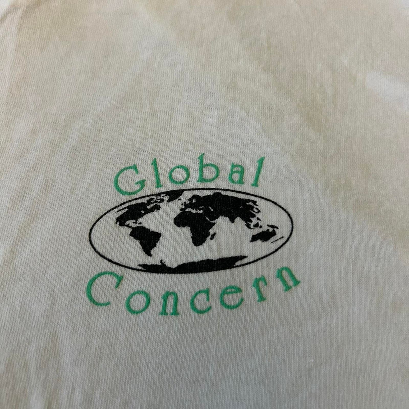 Other Vintage global concern t shirt Size US XL / EU 56 / 4 - 2 Thumbnail