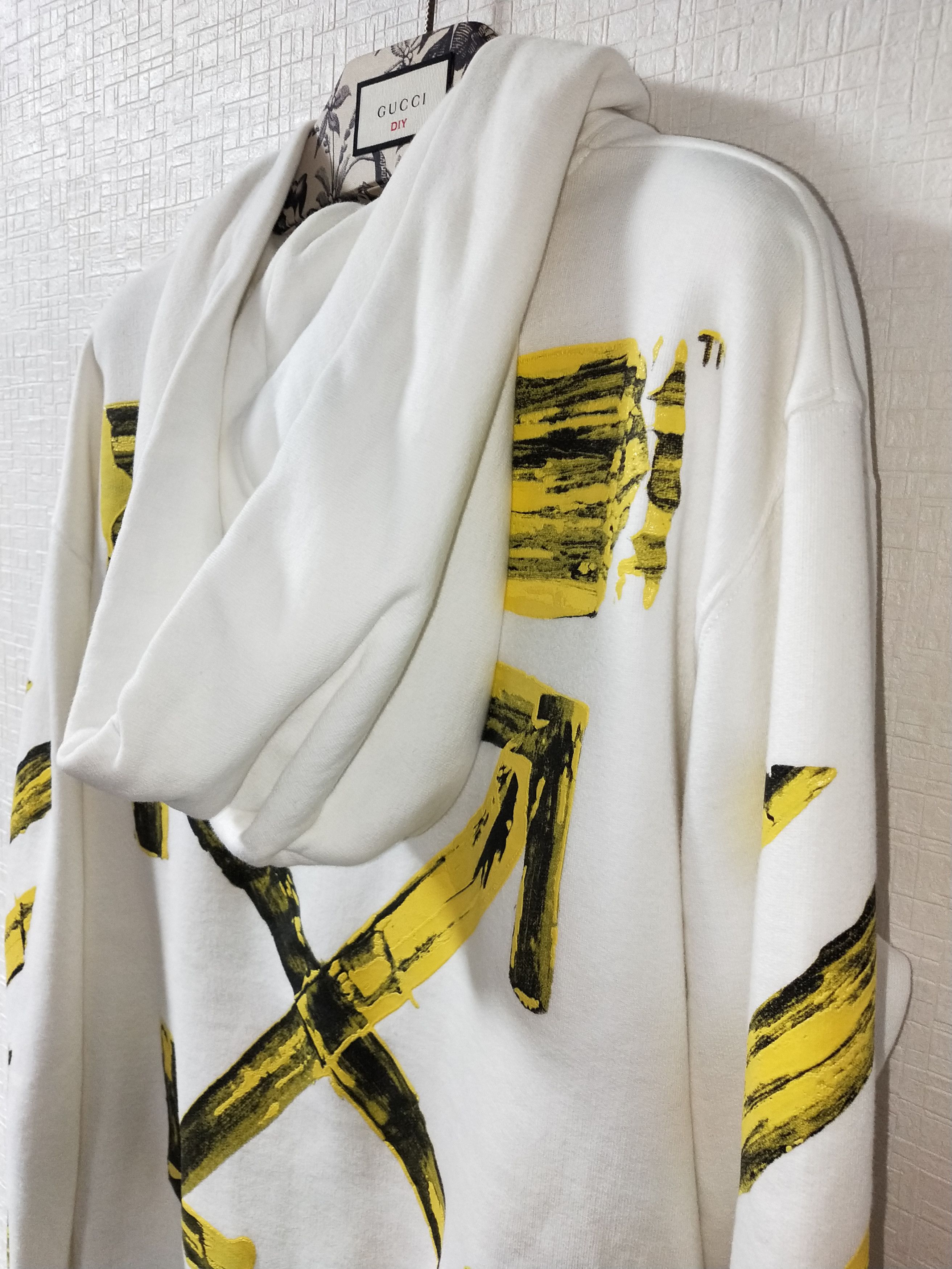 Off-White Acrylic Arrow Hoodie Size US M / EU 48-50 / 2 - 3 Thumbnail