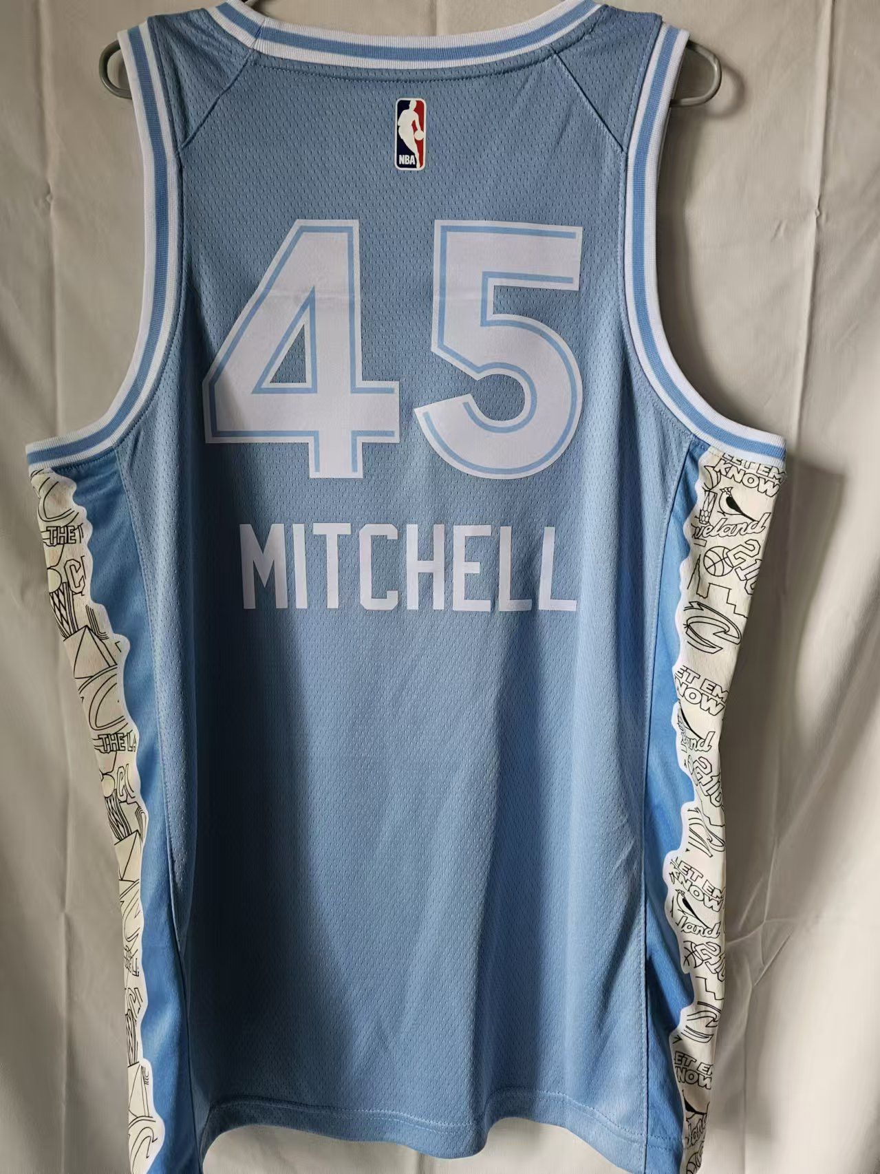 NBA Cleveland Cavaliers #45 Donovan Mitchell Jersey Size US XXL / EU 58 / 5 - 2 Thumbnail