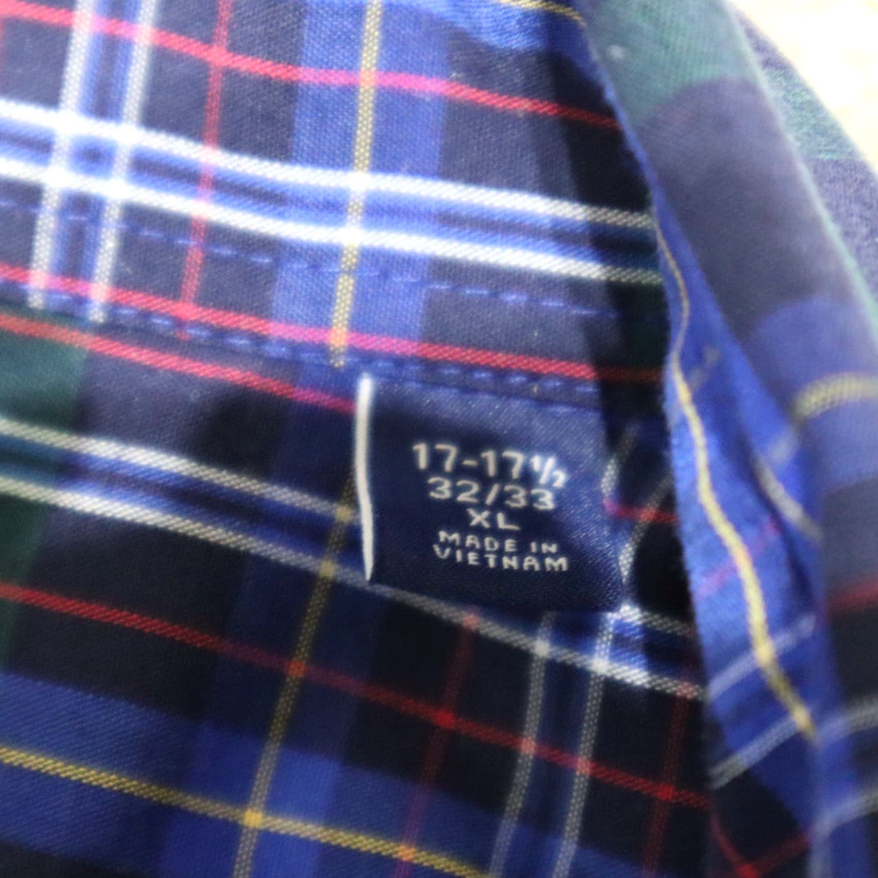 Izod IZOD Shirt Blue Plaid Long Sleeve Button-Up Adult Regular Sized 17.5 32/32 Multicolor Plaid 90s Colorful Mens Size US XL / EU 56 / 4 - 6 Thumbnail