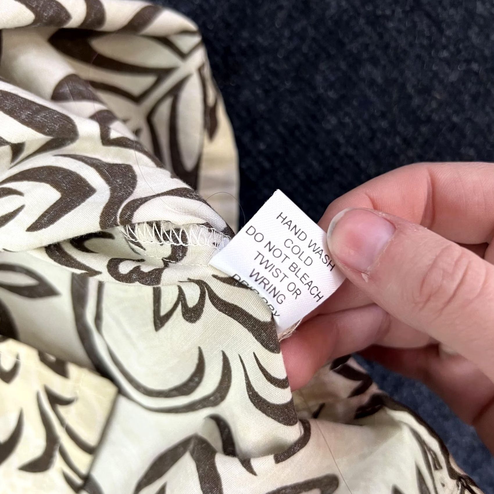 Vivobarefoot VINTAGE Go Barefoot Hawaiian Shirt Mens XL Beige Brown Floral Kings Hawaiian Cotton Size US XL / EU 56 / 4 - 4 Thumbnail