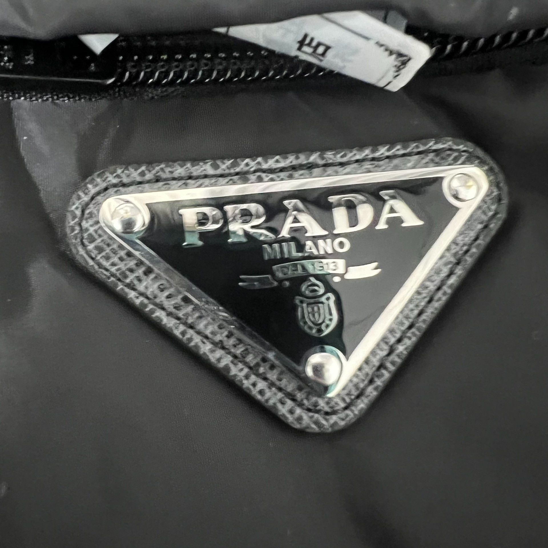 Prada Prada Re-Nylon Jacket with Triangle Logo Size US L / EU 52-54 / 3 - 4 Thumbnail