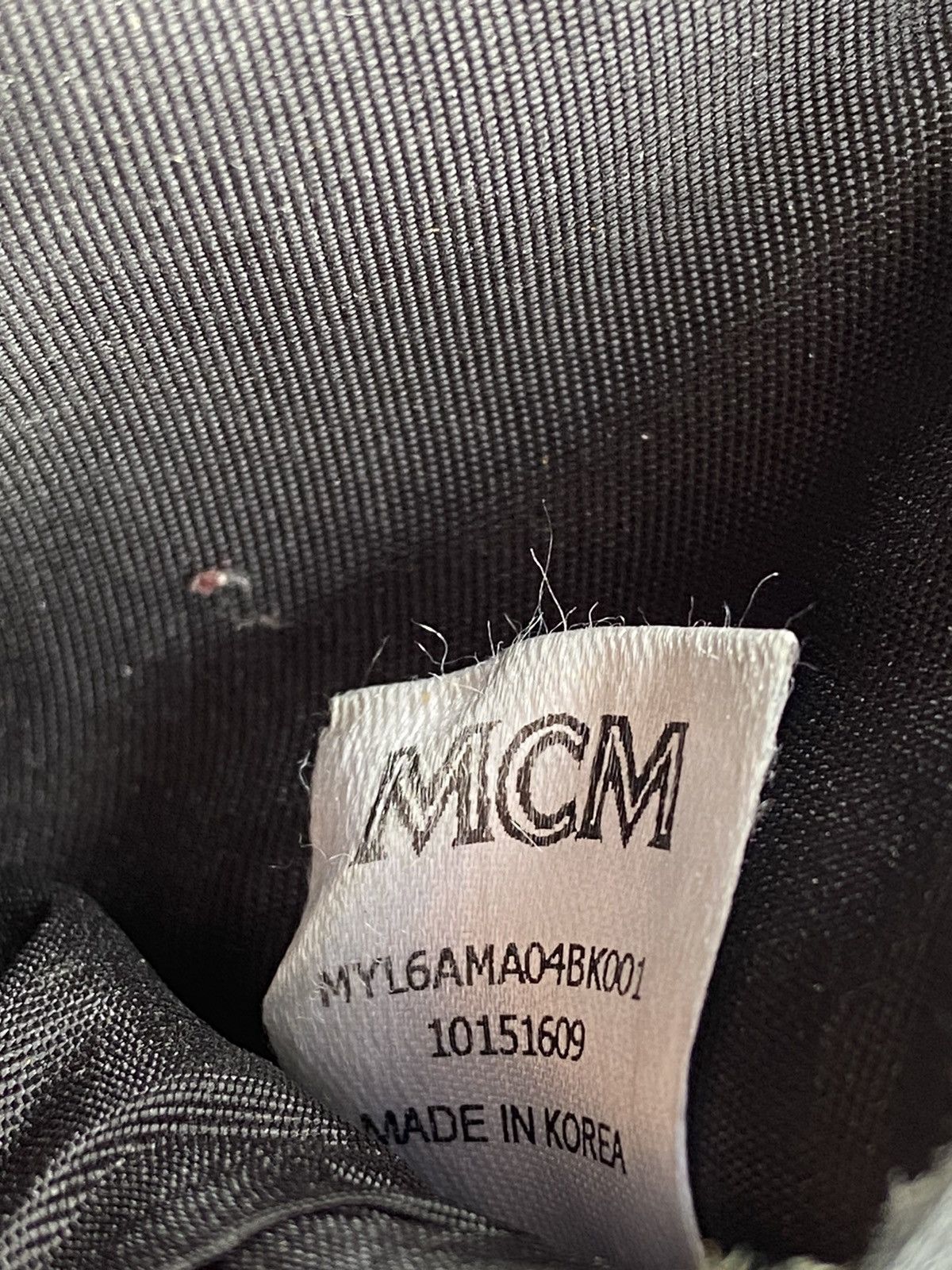 MCM Mason Mollerus MCM Vintage Monogram Leather Wallets Size ONE SIZE - 14 Thumbnail