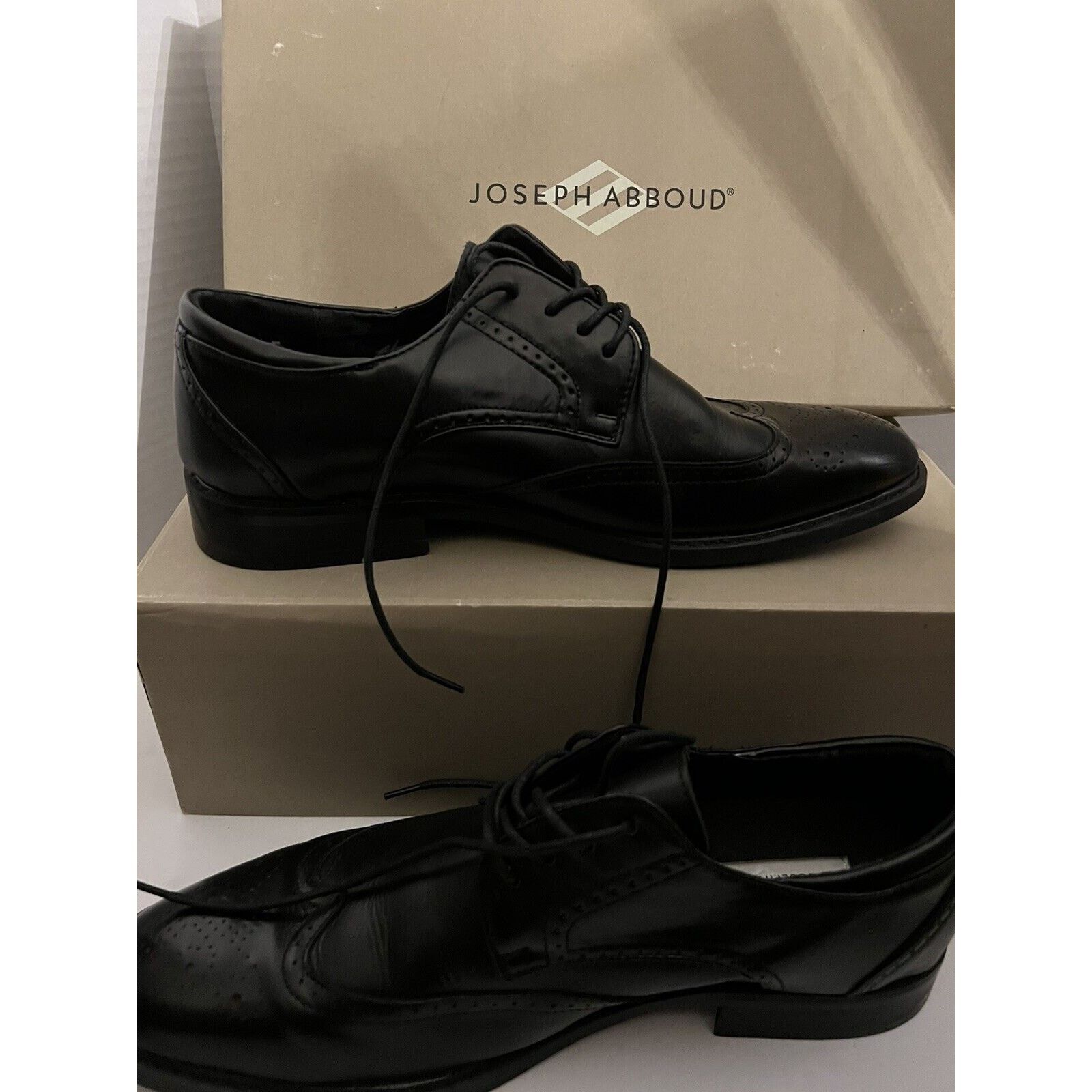 The Unbranded Brand Joseph Abound Men's Black Leather Wingtip Oxford Size 10D Size US 10 / EU 43 - 2 Thumbnail