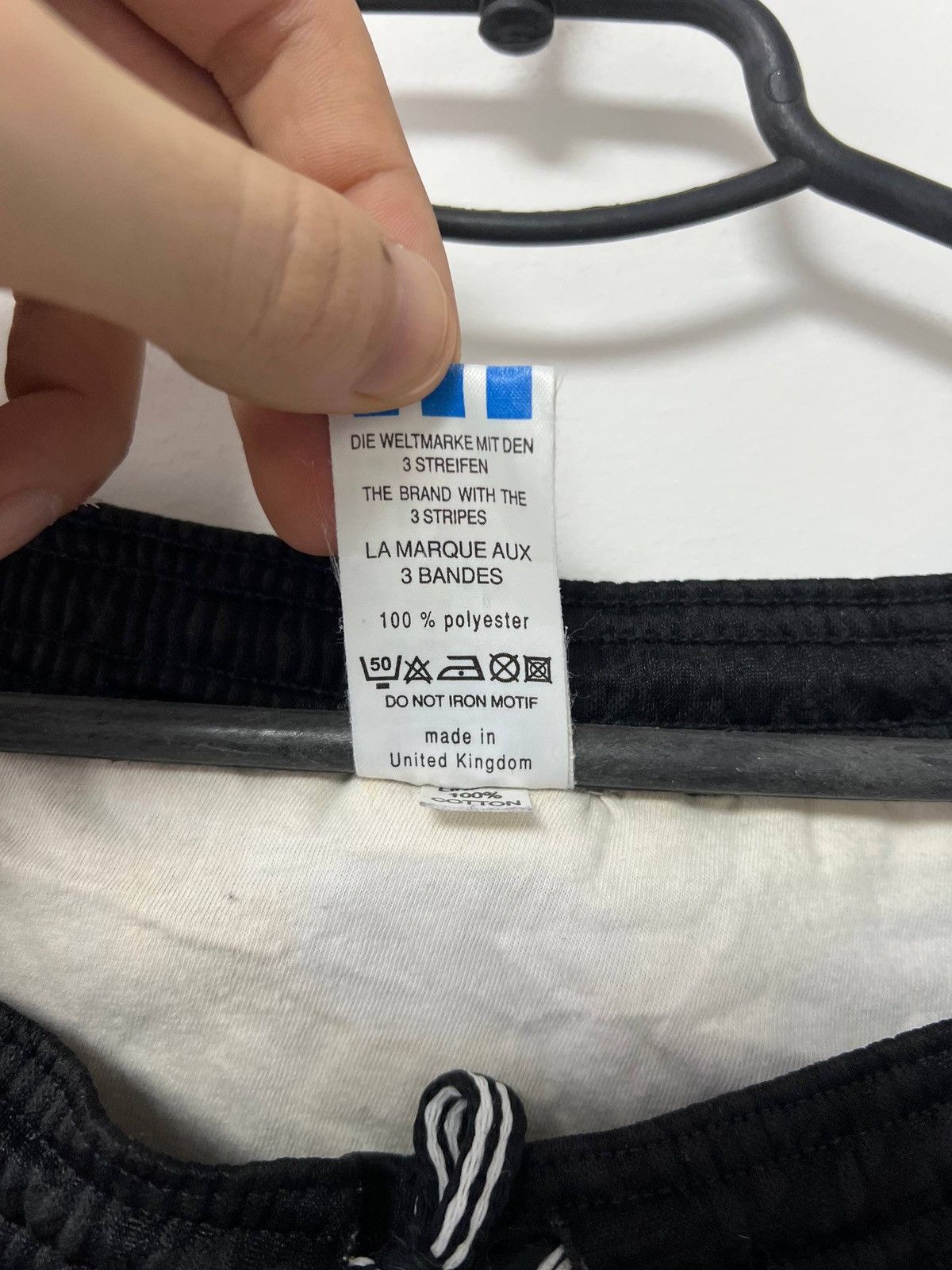Adidas Vintage adidas shorts sz 32 made in United Kingdom Size US 32 / EU 48 - 13 Thumbnail