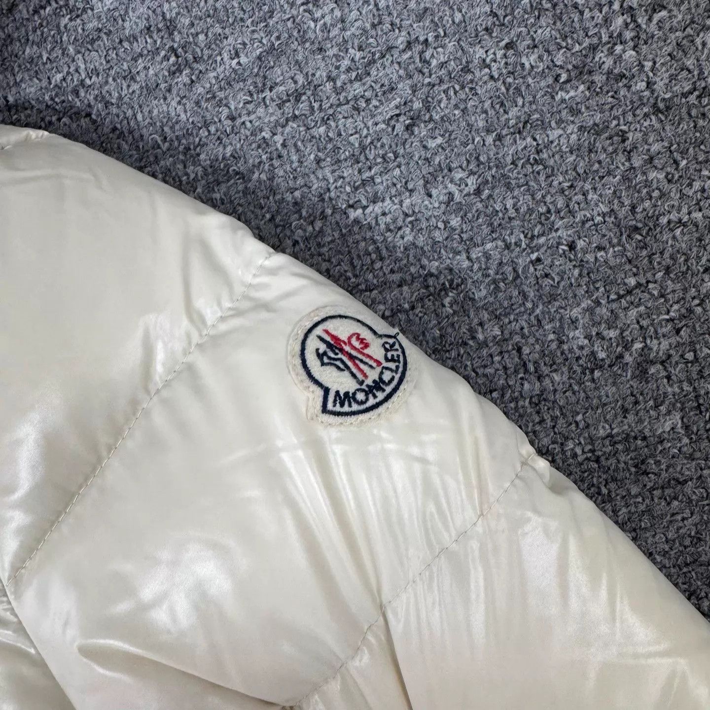 Moncler Moncler Tarier Ivory A-line Down Jacket 2 Size XS / US 0-2 / IT 36-38 - 4 Thumbnail