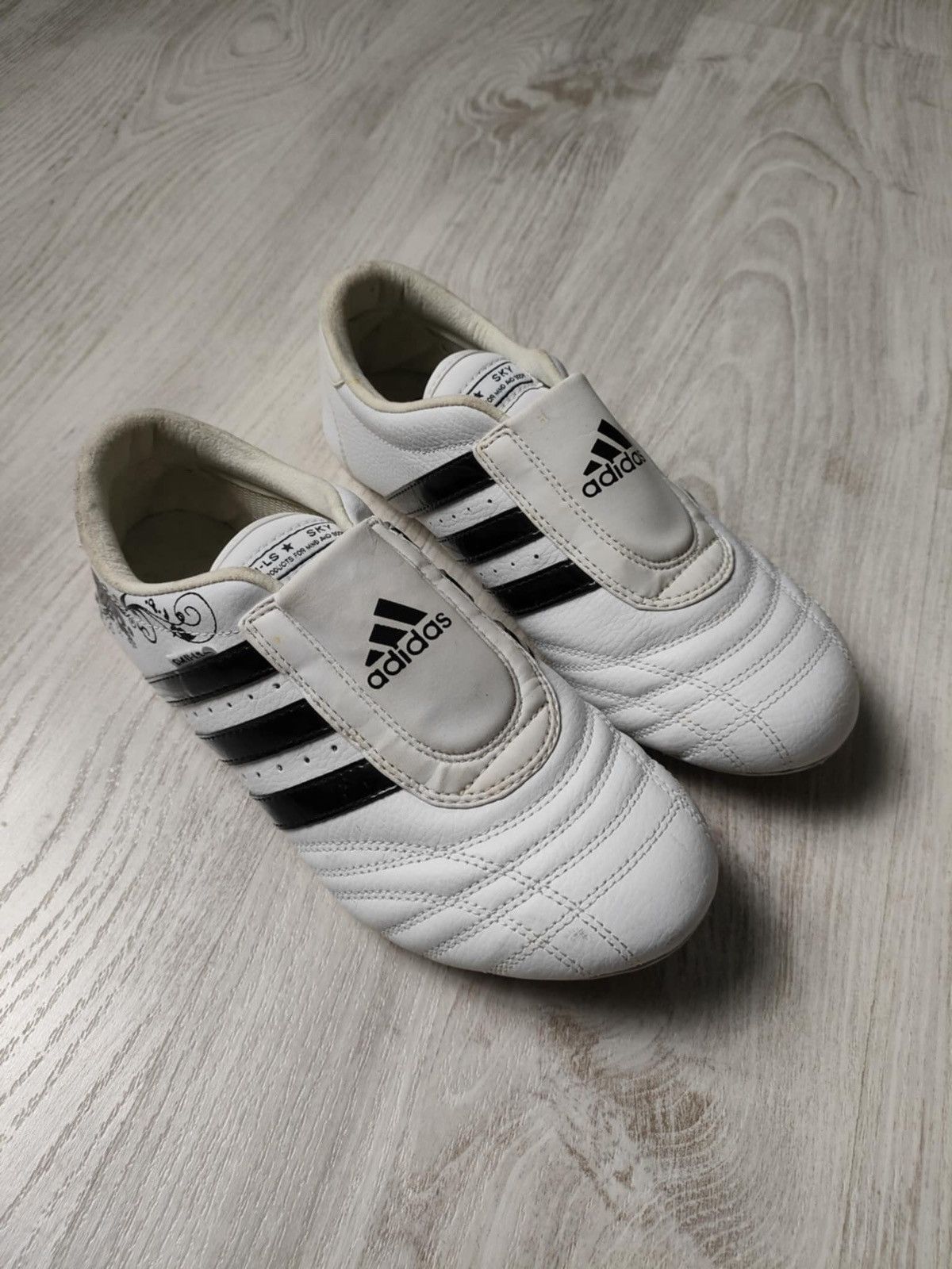 Adidas 2000s Adidas Teakwondo sneakers wrestling box tribal Size US 7 / IT 37 - 1 Thumbnail