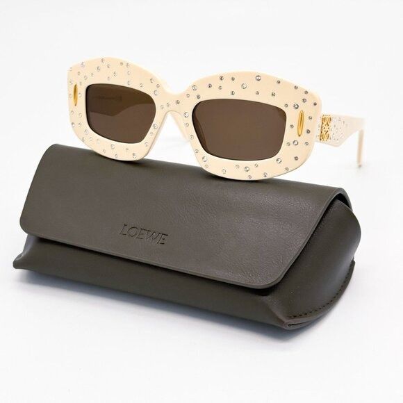 Loewe NEW LOEWE SUNGLASSES LW4114IS 25E IVORY WOMEN EYEWEAR Size ONE SIZE - 2 Thumbnail
