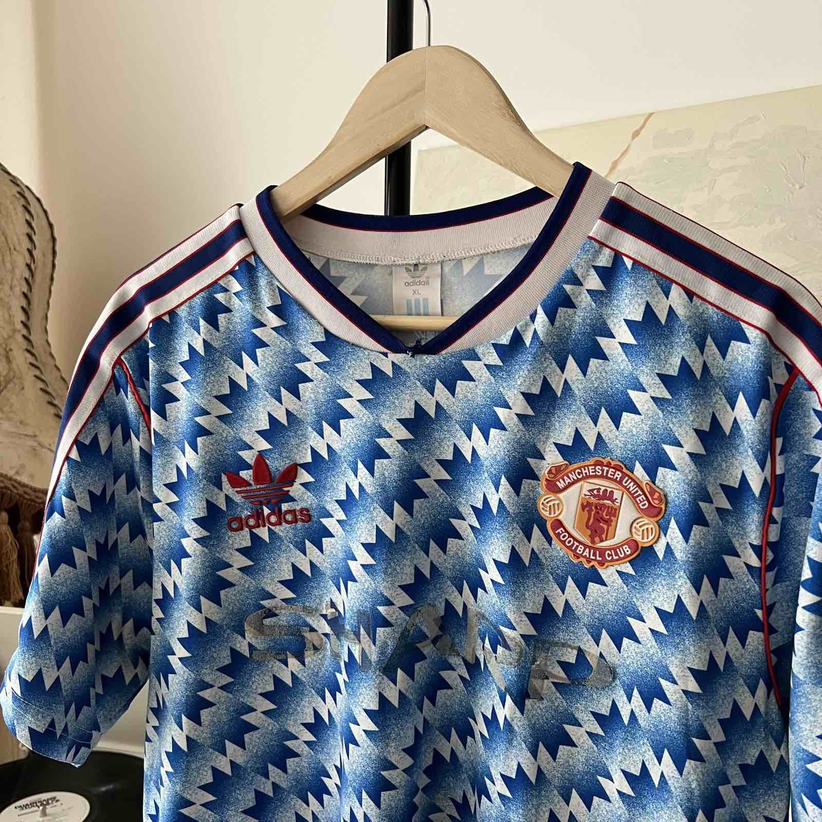 Vintage Vintage Manchester United 90s Away Soccer Shirt Jersey Sz XL Size US XL / EU 56 / 4 - 3 Thumbnail
