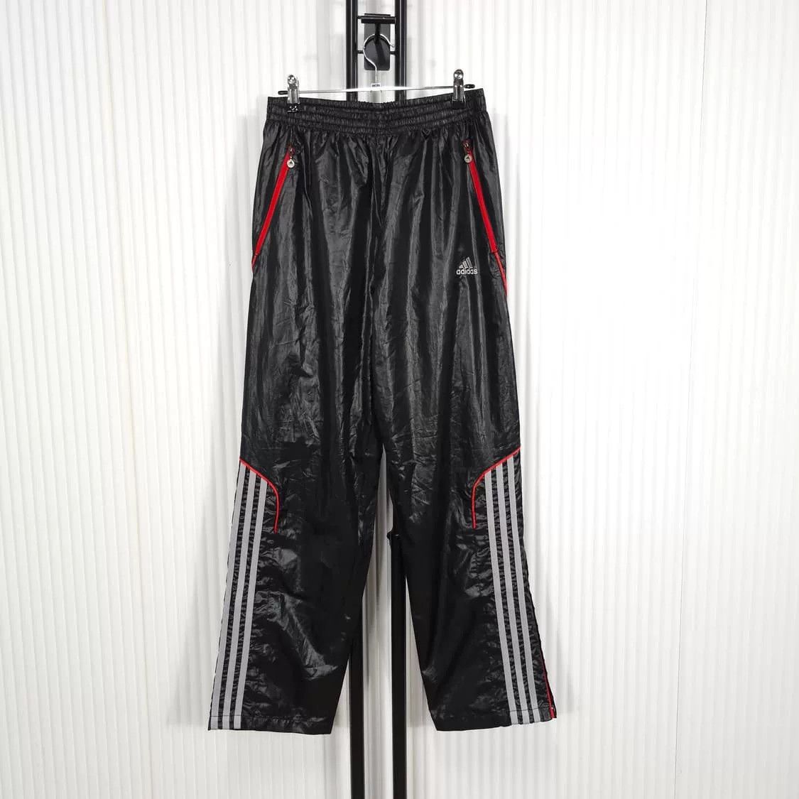 Adidas adidas vintage black functional pants Size US 34 / EU 50 - 1 Thumbnail